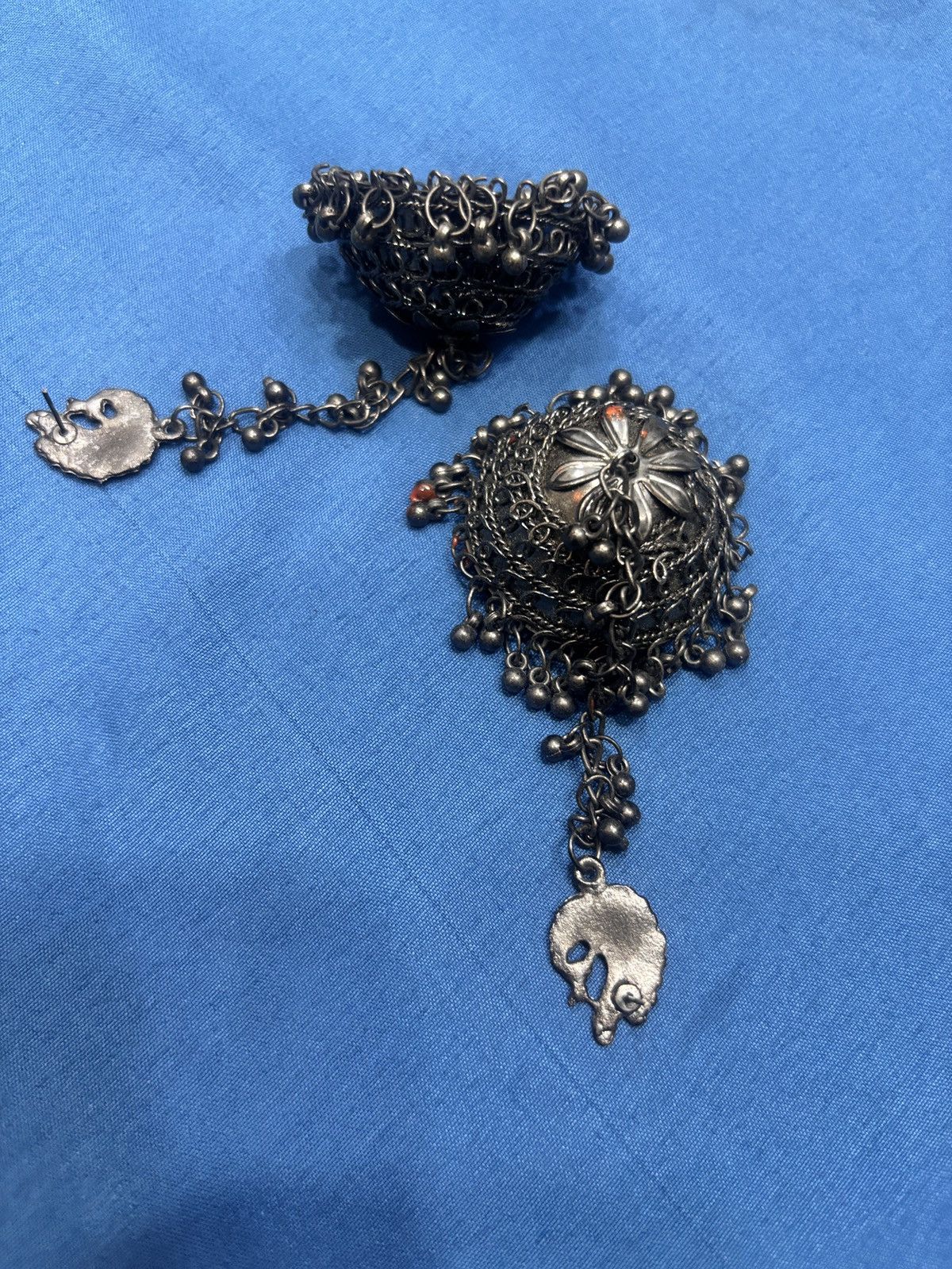 Other Silver earrings heavy in looks light in weight Size ONE SIZE - 3 Thumbnail