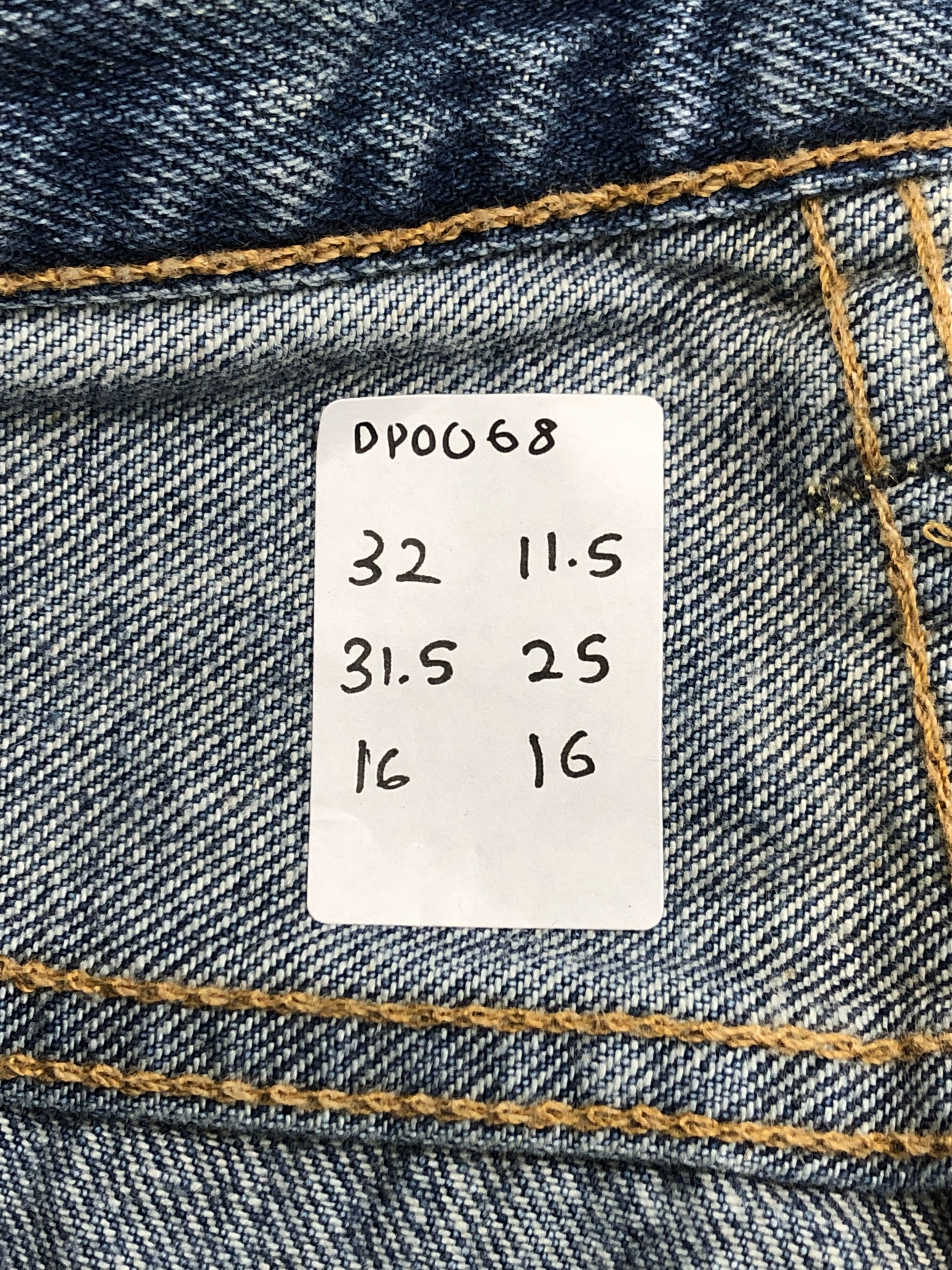 Levi's × Vintage Vintage Levis 501 Faded Blue Denim Jeans Size US 32 / EU 48 - 14 Thumbnail