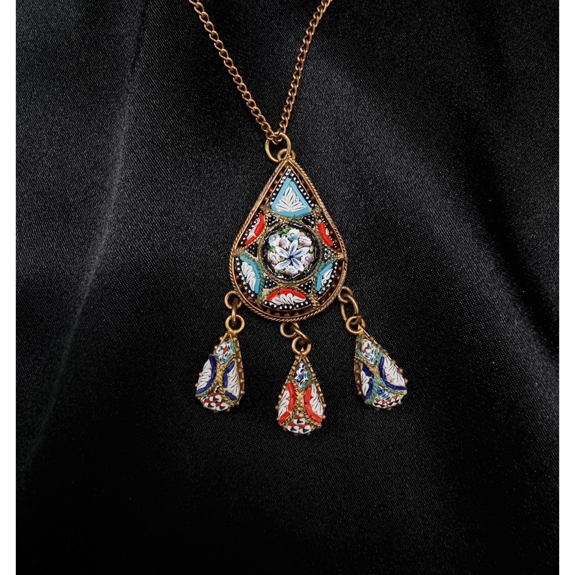 Vintage Vintage Italian Gold-Tone Mosaic Pendant Necklace With Dangl Size ONE SIZE - 1 Thumbnail