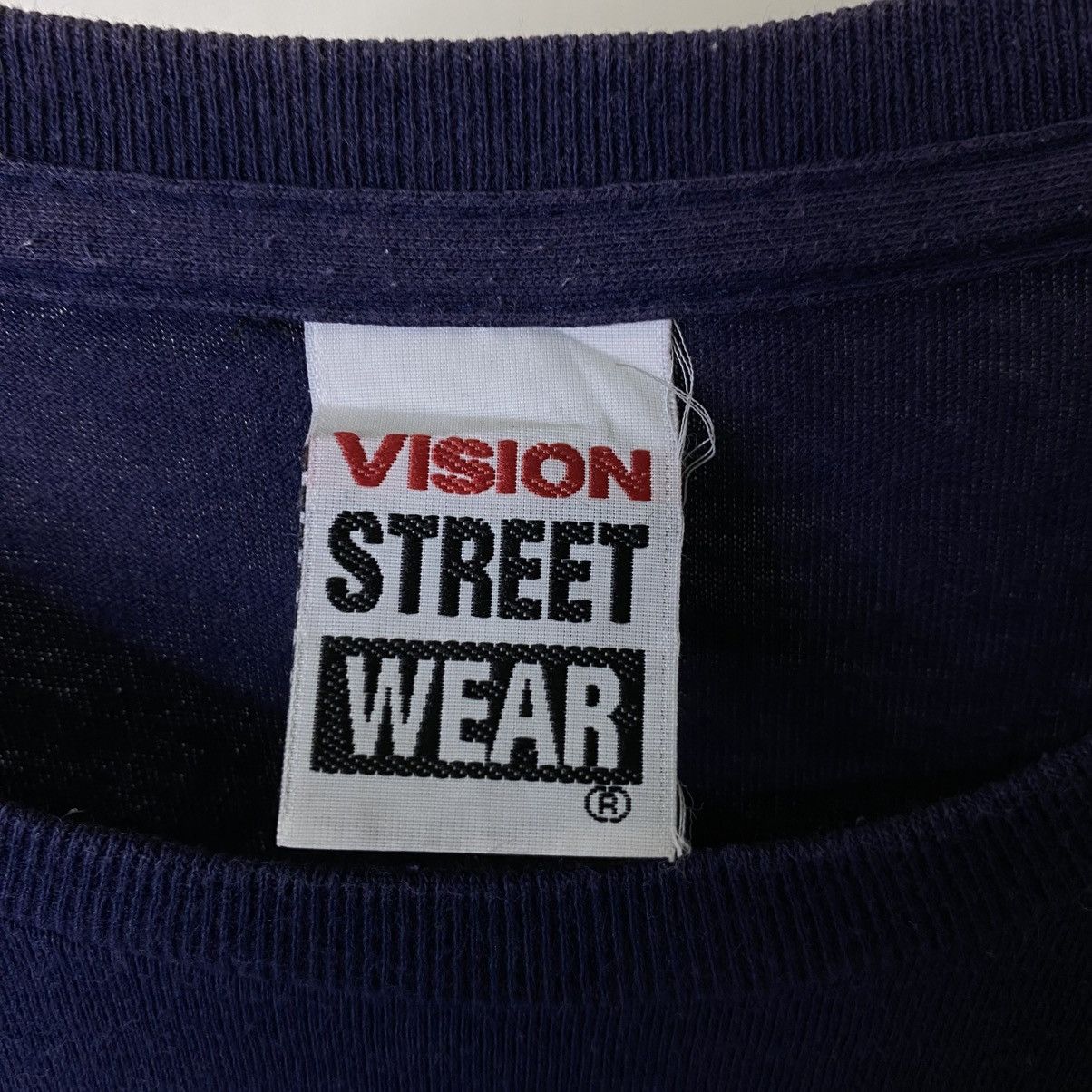 Vision Streetwear Vintage 2000s Vision Streetwear Skateboard Skater T Shirt Size US L / EU 52-54 / 3 - 3 Thumbnail