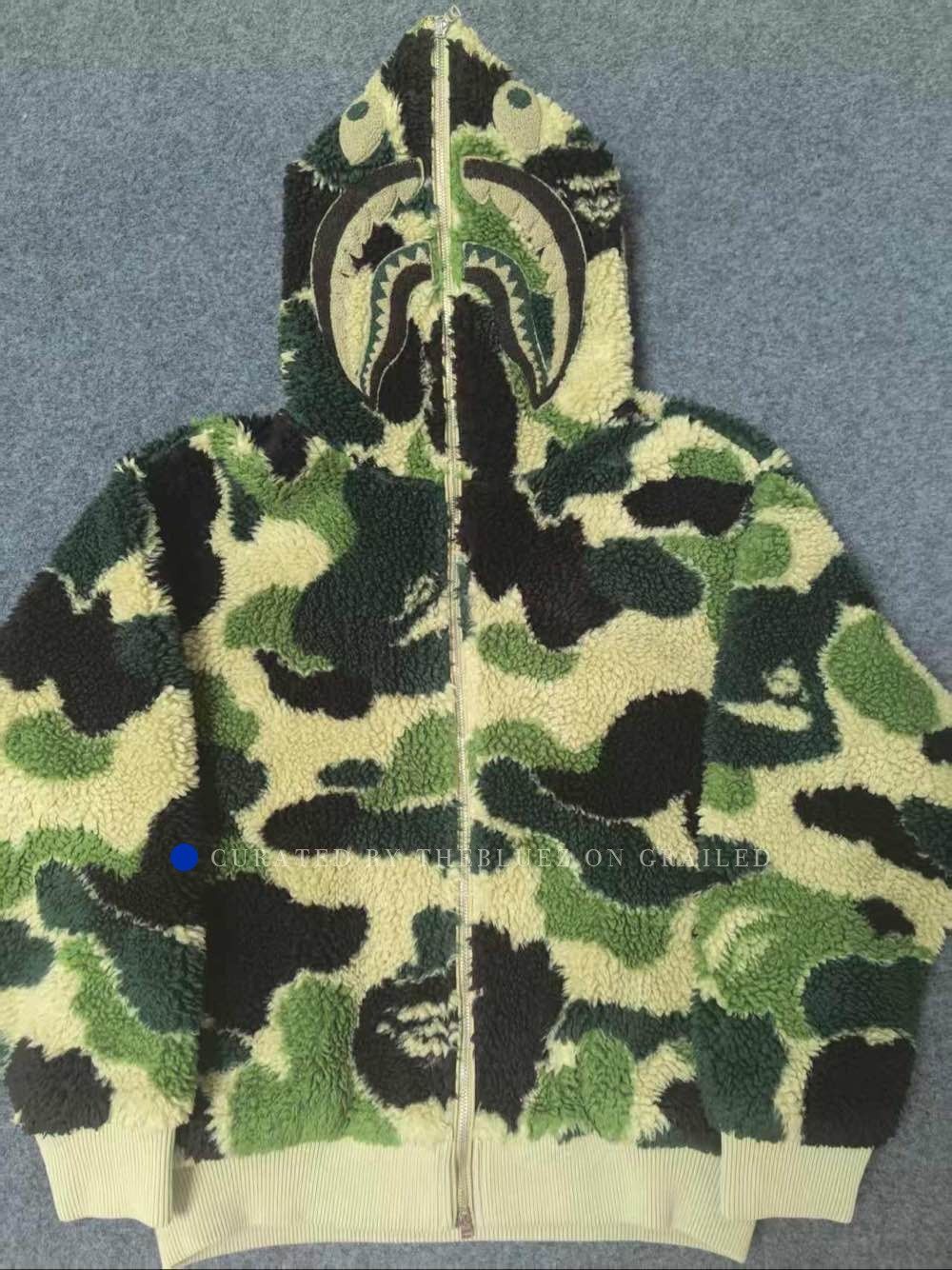 Bape Camo Sherpa Shark Hoodie in Green Size US M / EU 48-50 / 2 - 1 Thumbnail