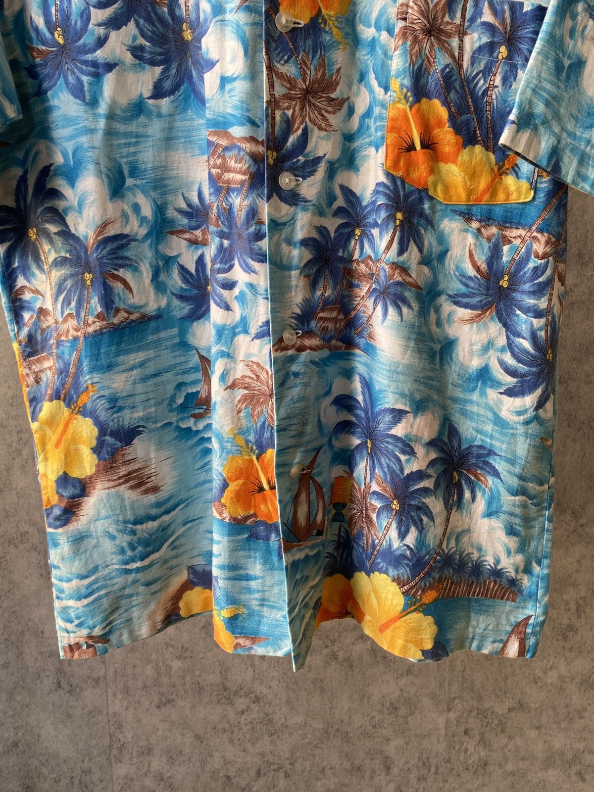 Japanese Brand Vintage 60s/70s Gold Fish Japan Hawaiian Shirt Size US M / EU 48-50 / 2 - 4 Thumbnail