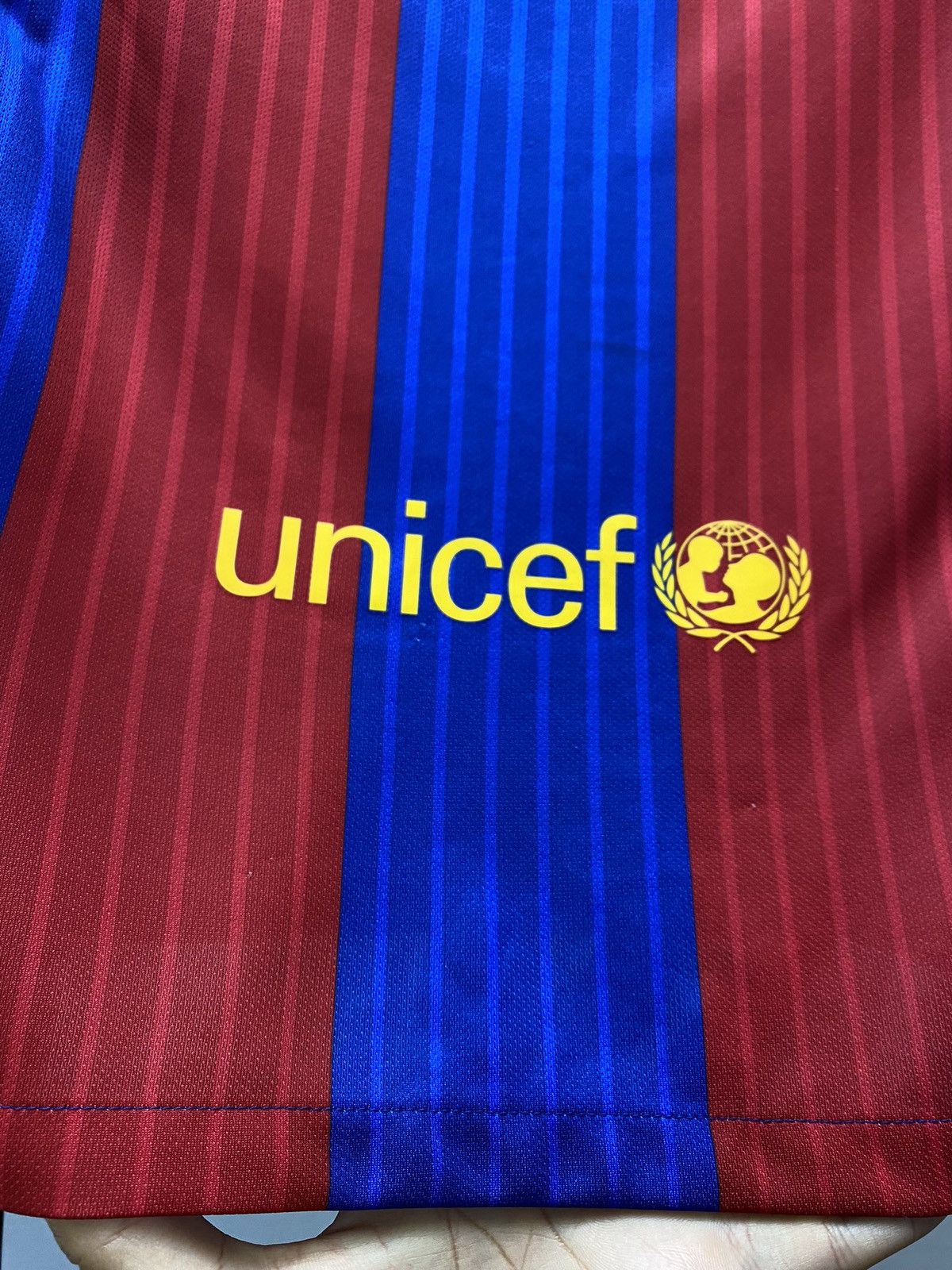 Nike Women's FC BARCELONA NIKE 2016 2017 HOME FOOTBALL Size S / US 4 / IT 40 - 16 Thumbnail