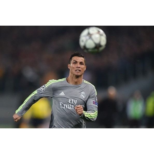 Adidas Ronaldo Real Madrid 2015 2016 Away Soccer Jersey L Size US L / EU 52-54 / 3 - 9 Thumbnail