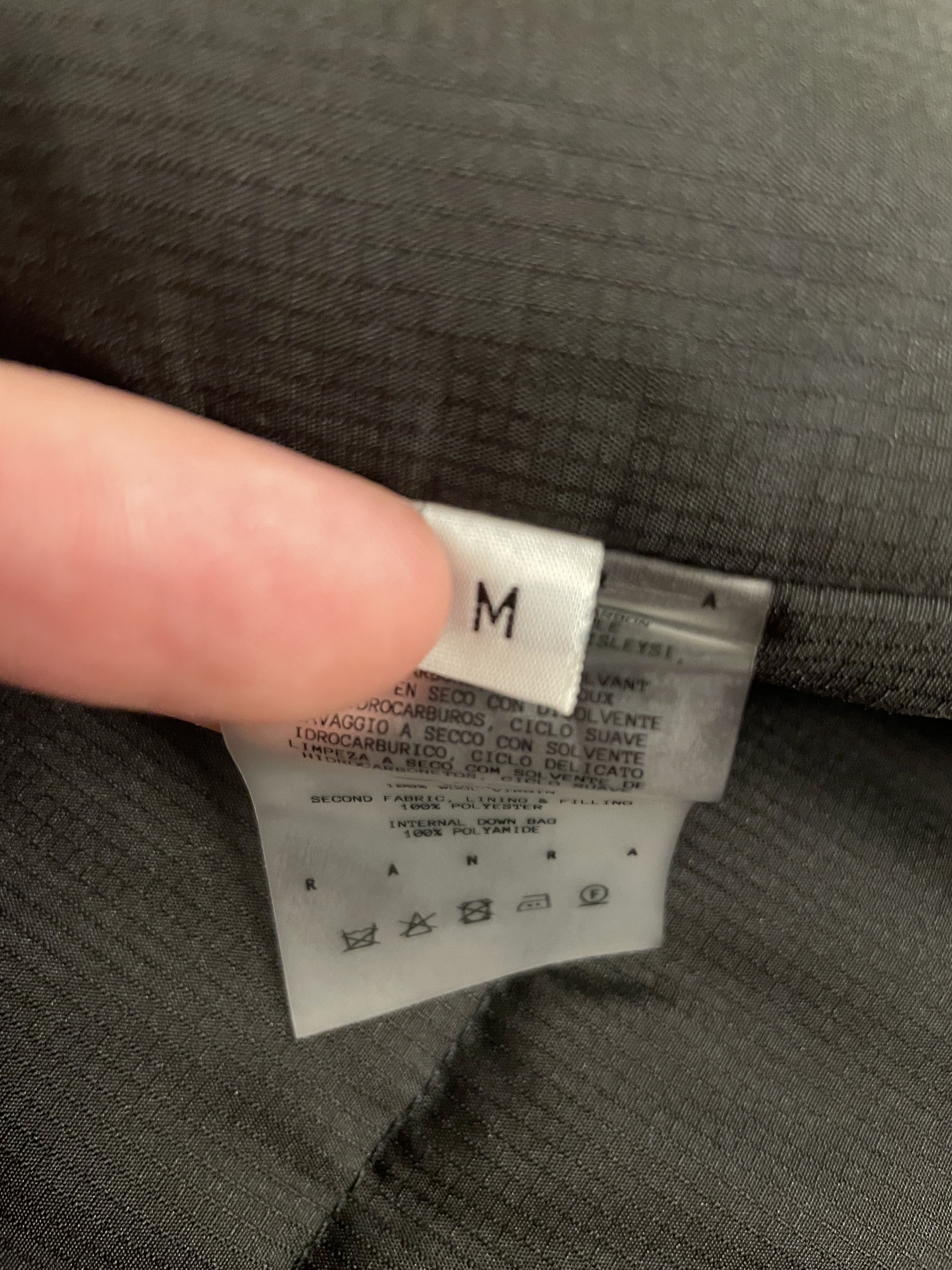 Arnar Mar Jonsson $775 Arnar Mar Jonsson / Ranra Undir Wool Vest in Black Size US M / EU 48-50 / 2 - 10 Thumbnail
