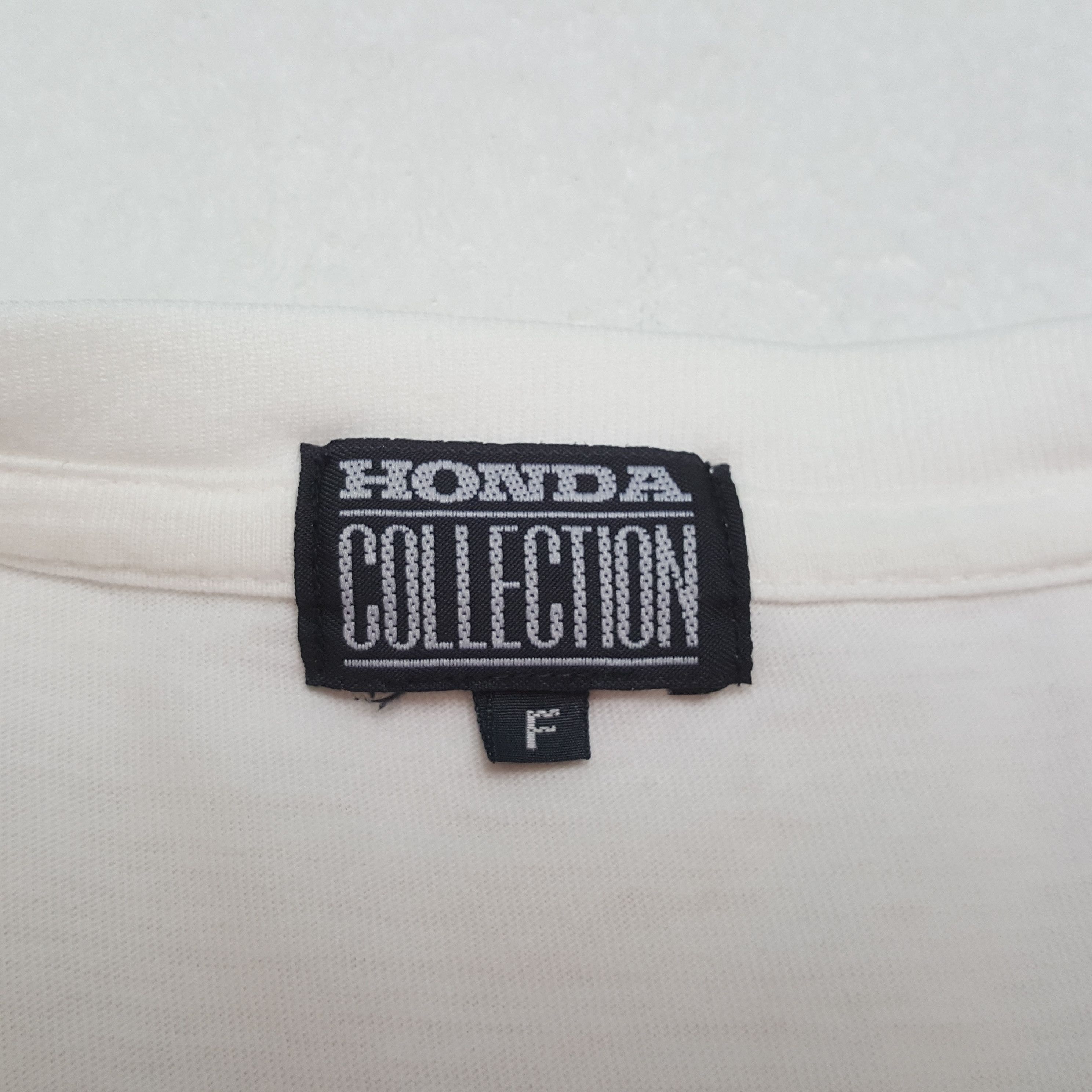 Honda Vintage Honda Racing F11997 Cart World Series T-shirt RR30 Size US L / EU 52-54 / 3 - 4 Thumbnail