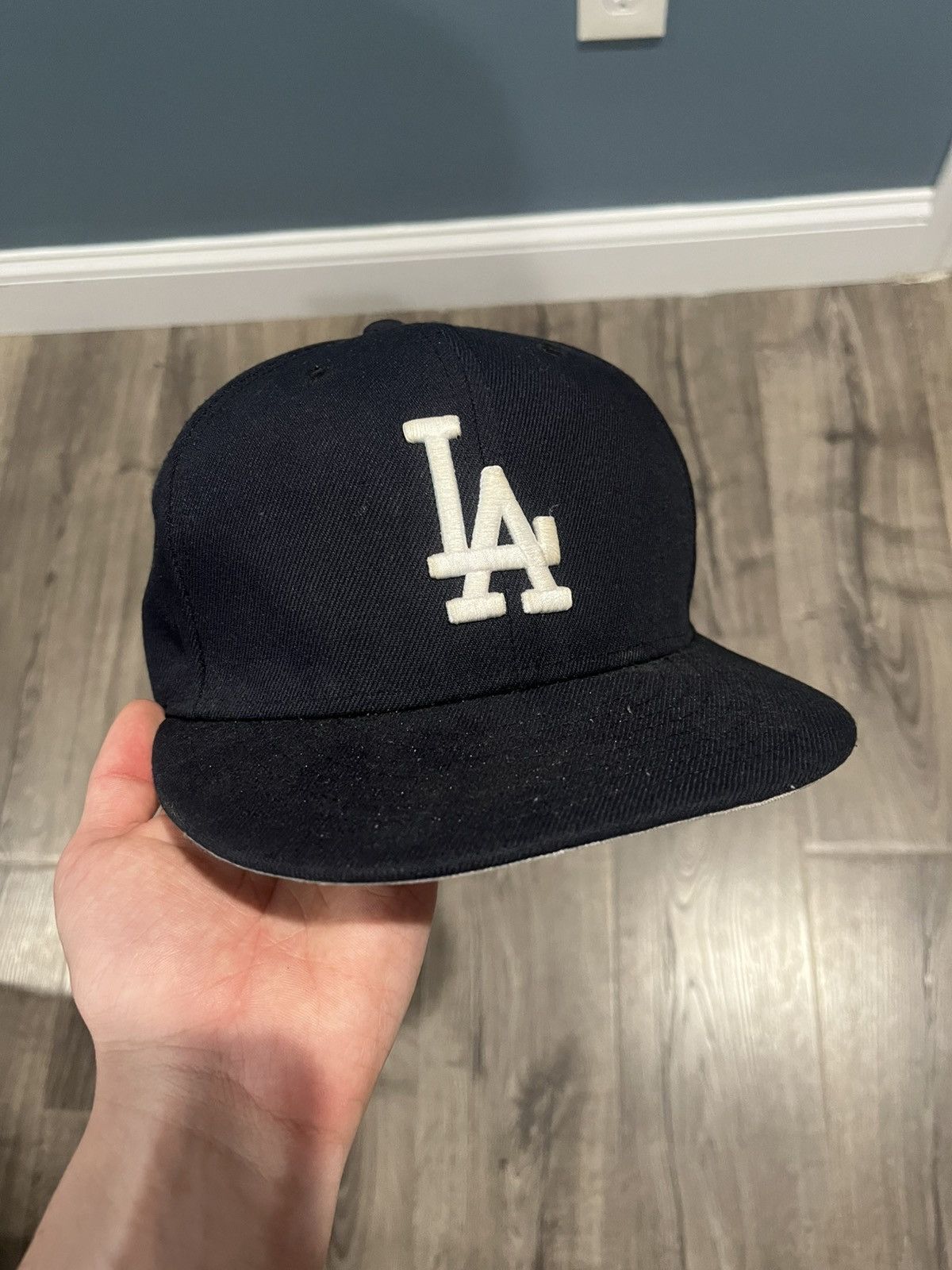 New Era New Era LA Dodgers fitted hat Size 32 - 1 Thumbnail
