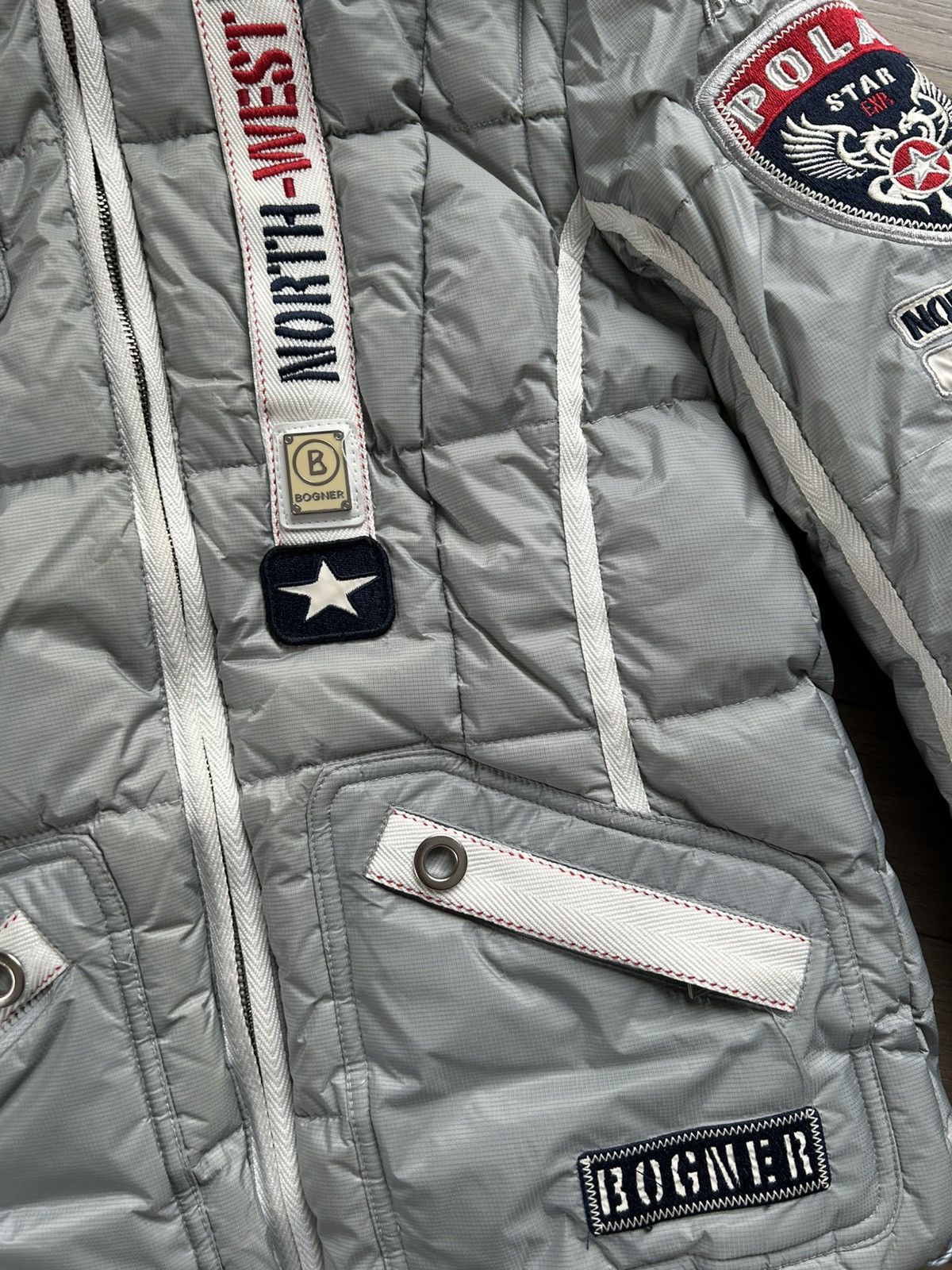 Bogner Bogner ski silver jacket S-M hoodie Size M / US 6-8 / IT 42-44 - 4 Thumbnail