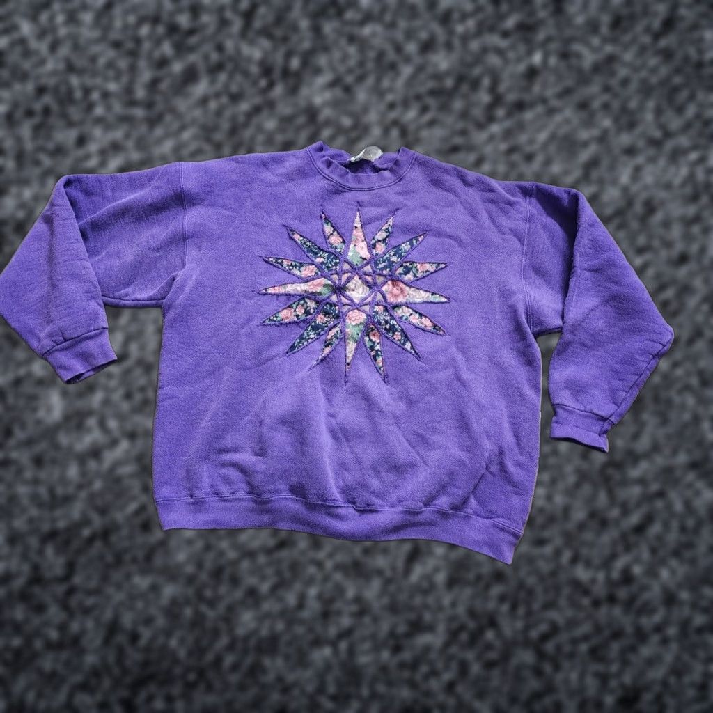 Lee VINTAGE Lee Sport Floral Quilted Pattern Women's XL Long Sleeve Sweatshirt Purple Crew Neck Pullover Size XL / US 12-14 / IT 48-50 - 1 Thumbnail