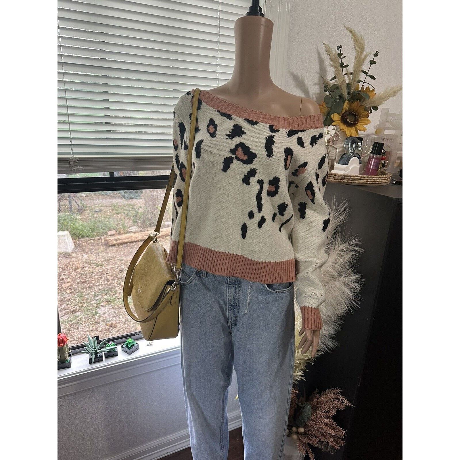 Team Cozy Leopard Print Sweater Cozy Casual Size Small Medium Size M / US 6-8 / IT 42-44 - 1 Thumbnail