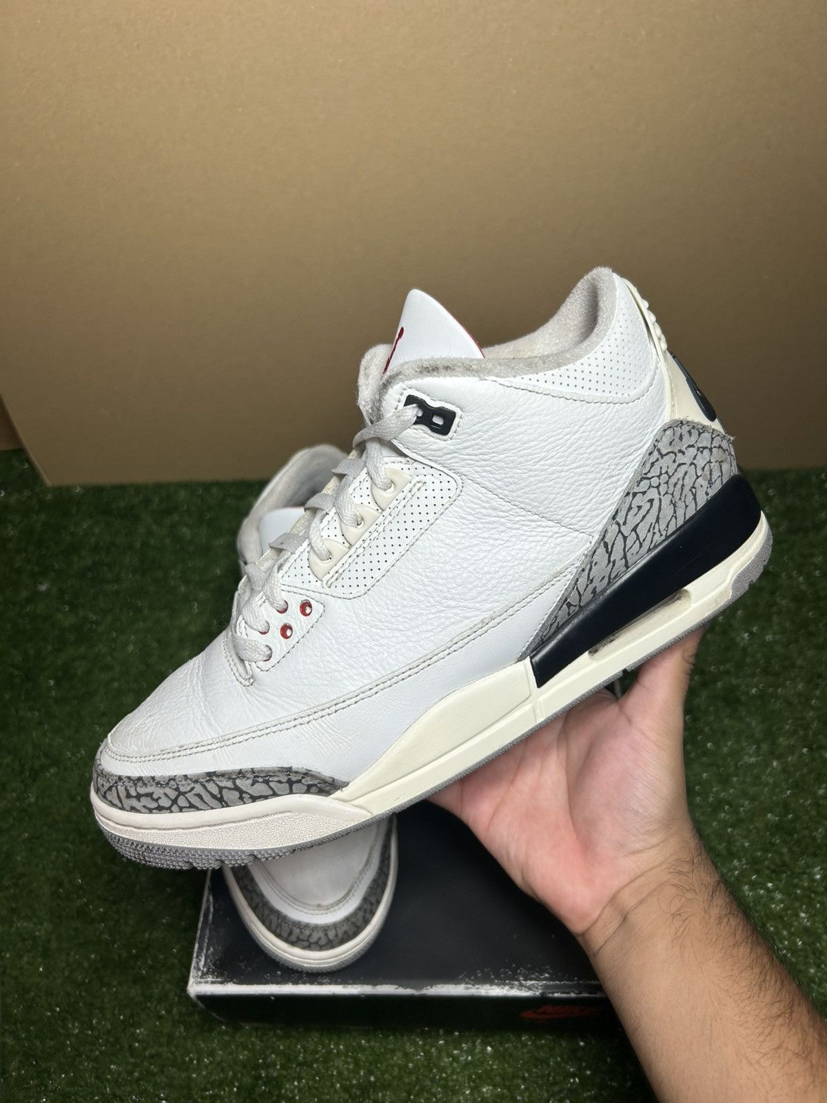 Jordan Brand Jordan 3 white cement reimagine Size US 11 / EU 44 - 2 Thumbnail