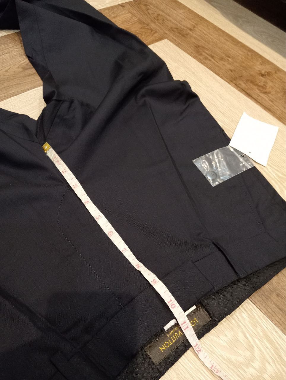 Louis Vuitton LUXURY LOUIS VUITTON UNIFORMES LAINE WOOL PANTS - SIZE 52 Size US 36 / EU 52 - 14 Thumbnail