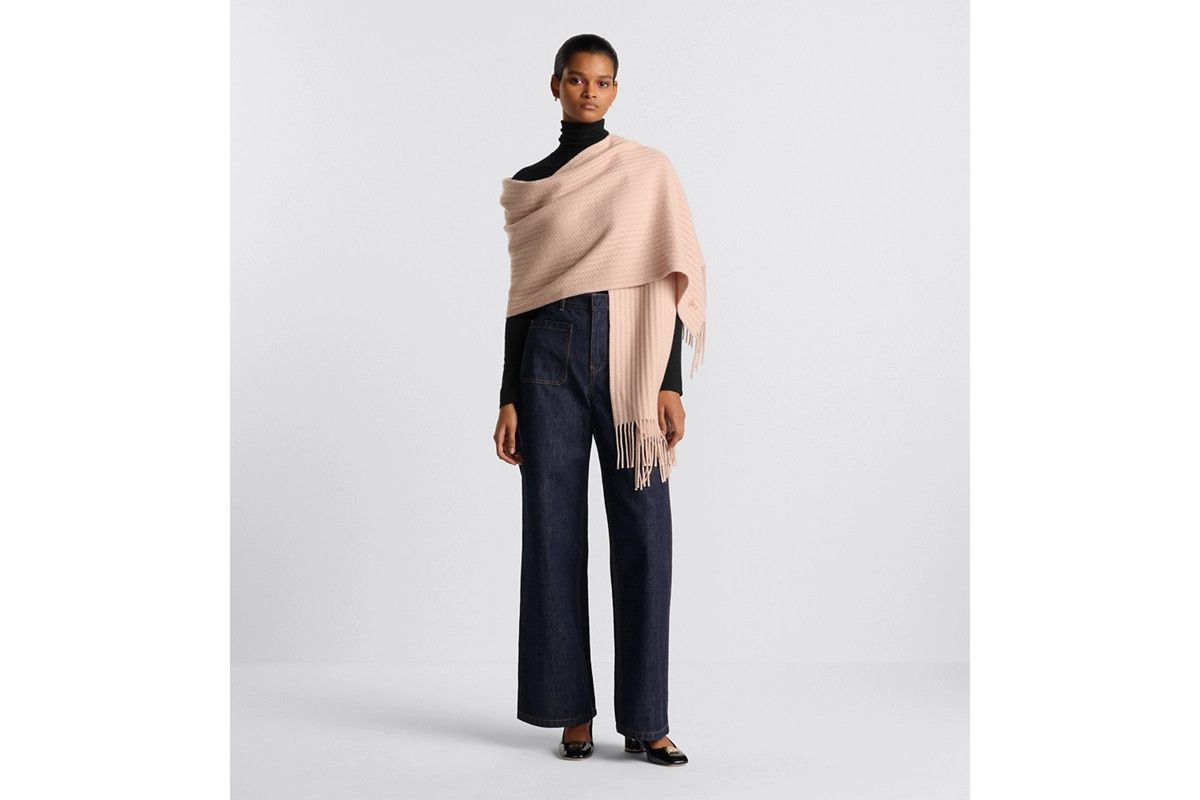 Dior o1bcso1str0226 Size:OS/Bee Scarf in Beige Size ONE SIZE - 4 Thumbnail