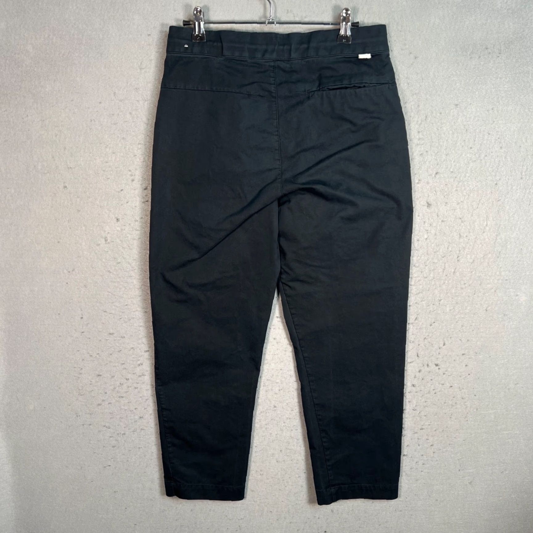 Nike Nike Mens Size 28 Black Cropped Tapered Chino Pants Drawstring Size US 28 / EU 44 - 2 Thumbnail