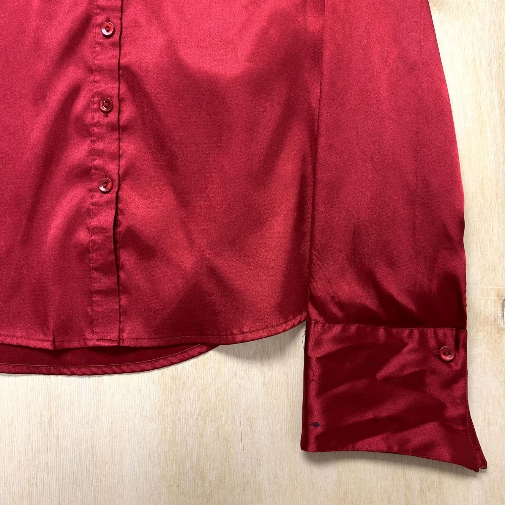 Vintage VINTAGE Anxiety Red Satin Button-Up Blouse Women XL Long Sleeve Collared Top Size XL / US 12-14 / IT 48-50 - 3 Thumbnail