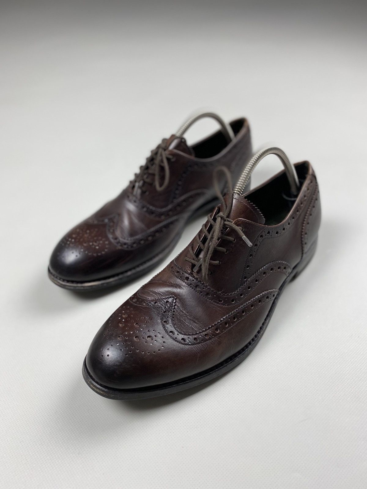 Loake Loake men’s leather formal brogue shoes size UK 9 / US 10 Size US 10 / EU 43 - 11 Thumbnail