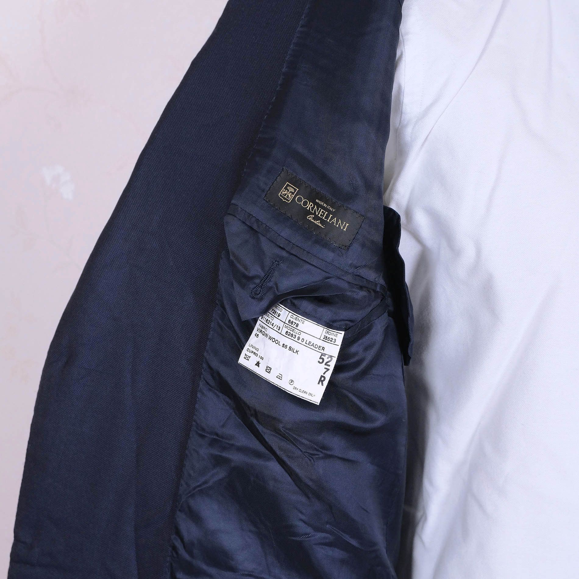 Corneliani Corneliani, Blue Jacket, Size 40, Silk and Wool, RRP 1100 e Size 40R - 6 Thumbnail