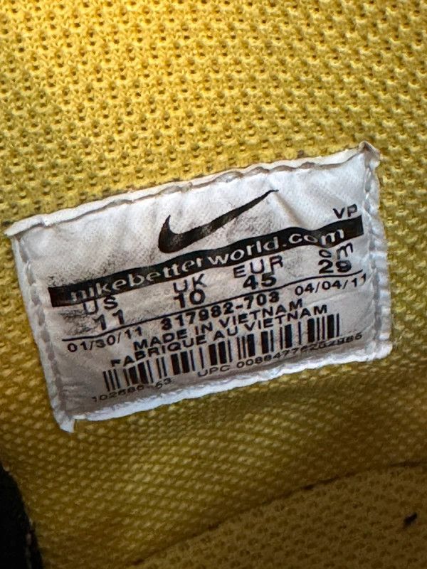 Nike Nike Dunk High White Varsity Maize 2011 Wu Tang Clan Rare 45 Size US 11 / EU 44 - 14 Thumbnail