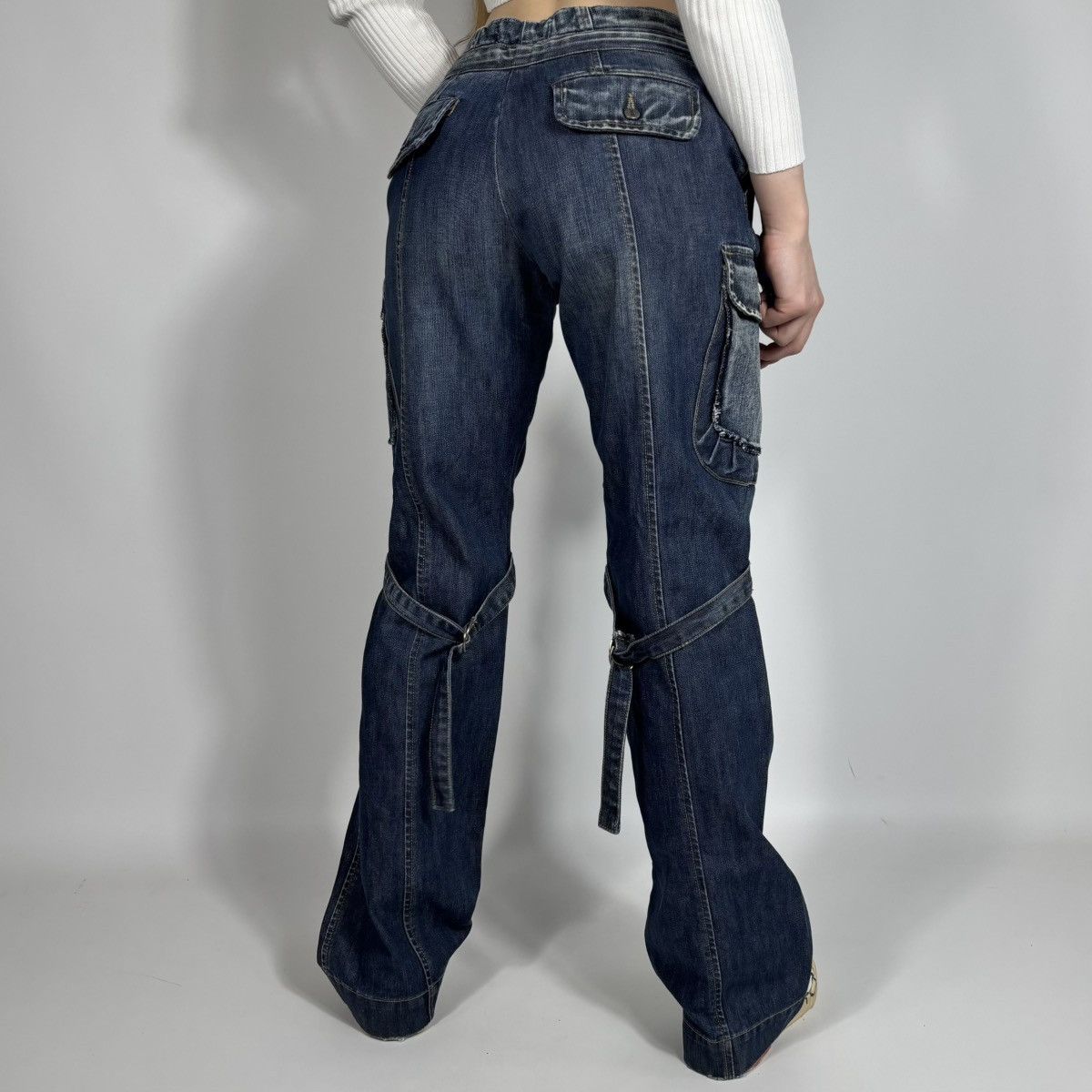 Japanese Brand Vintage Y2K Japanese Cargo Denim Jeans Bondage Style Size 27" / US 4 / IT 40 - 1 Thumbnail