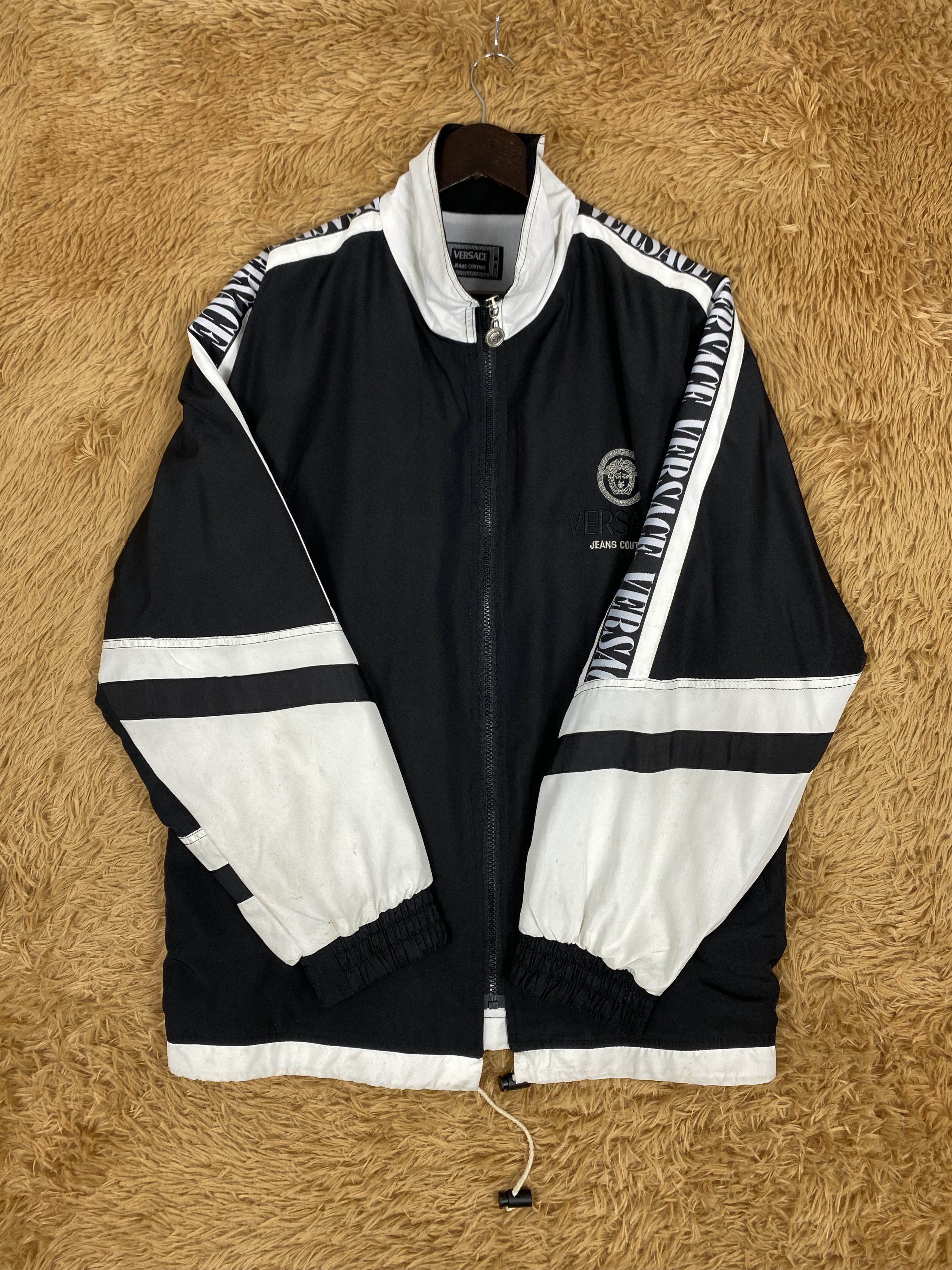 Versace Jeans Couture Vintage Versace Jeans Couture Tape on Sleeve Jacket PJ2522 Size US M / EU 48-50 / 2 - 7 Thumbnail