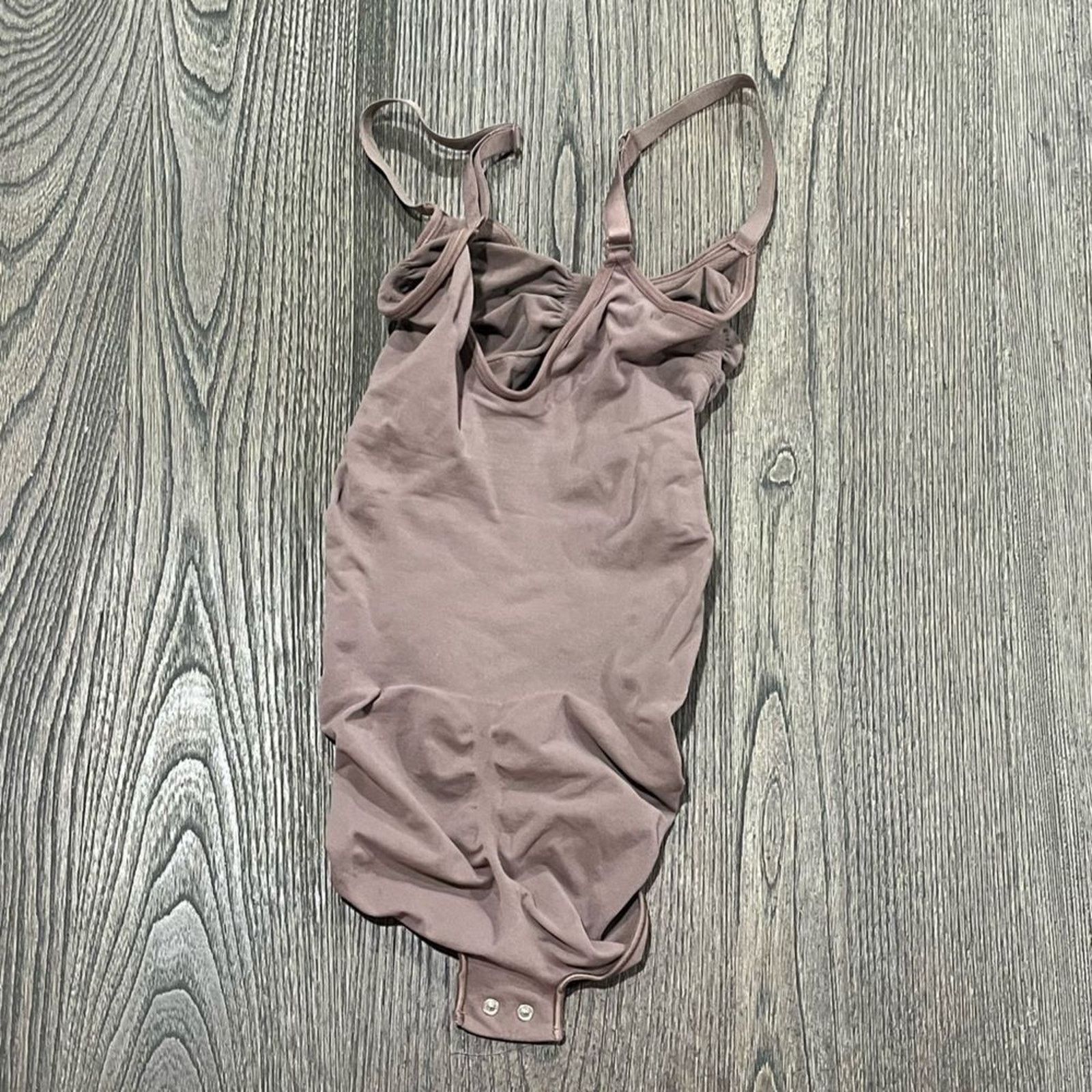 SKIMS NWOT Skims Bodysuit with Snap Button Clay Sculpting S/M Size S / US 4 / IT 40 - 4 Thumbnail