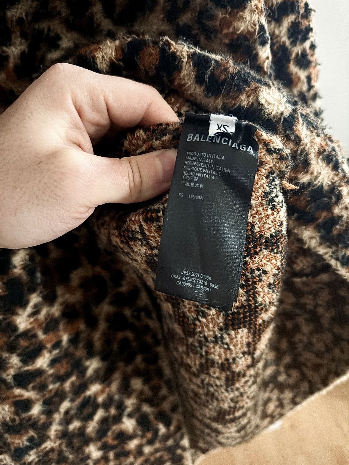 Balenciaga Balenciaga Oversized Leopard Wool-Blend Jacquard Sweater Size US S / EU 44-46 / 1 - 6 Thumbnail