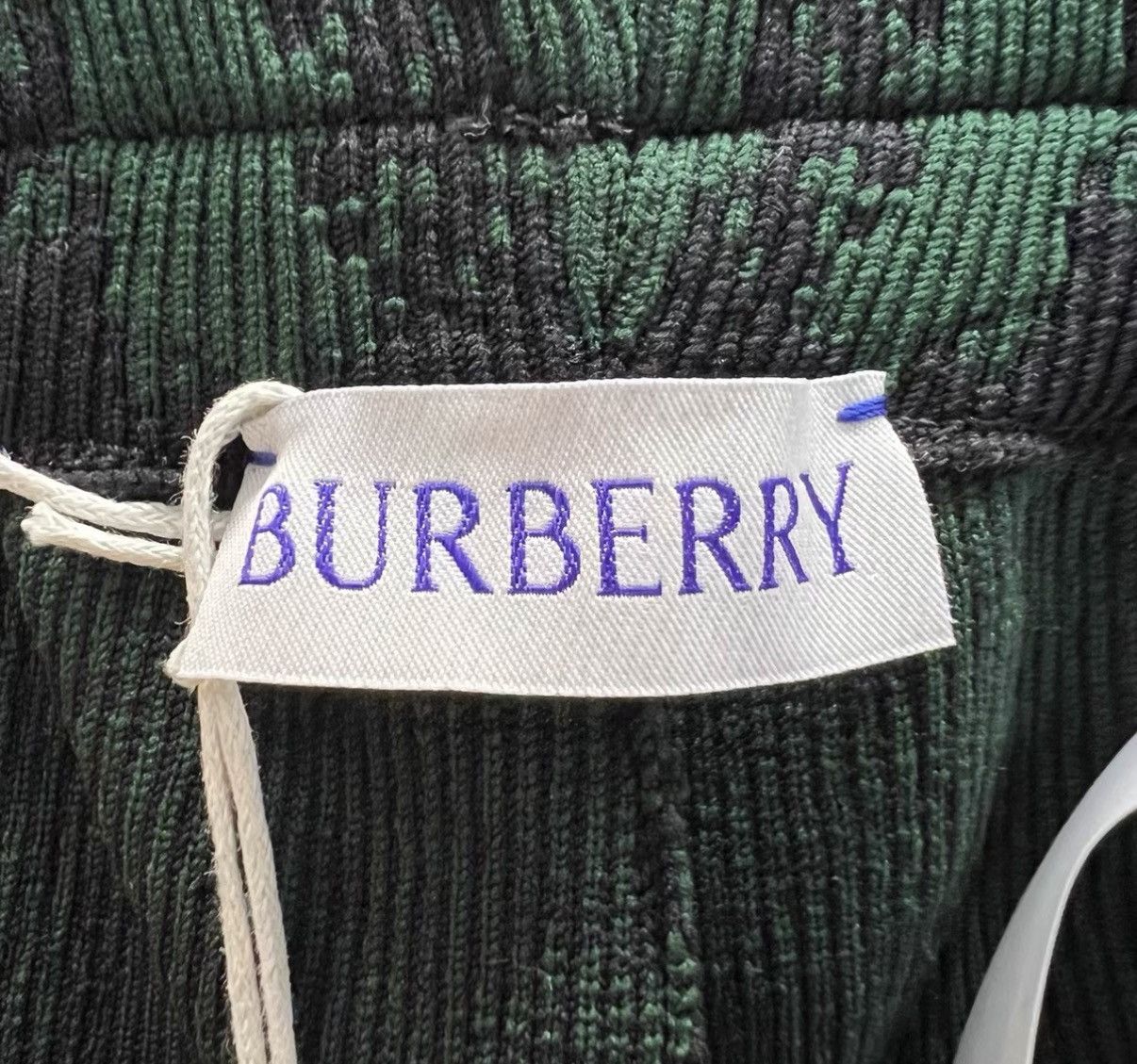Burberry Burberry Green Houndstooth Mid-Rise Trousers J41 Size 30" / US 8 / IT 44 - 3 Thumbnail