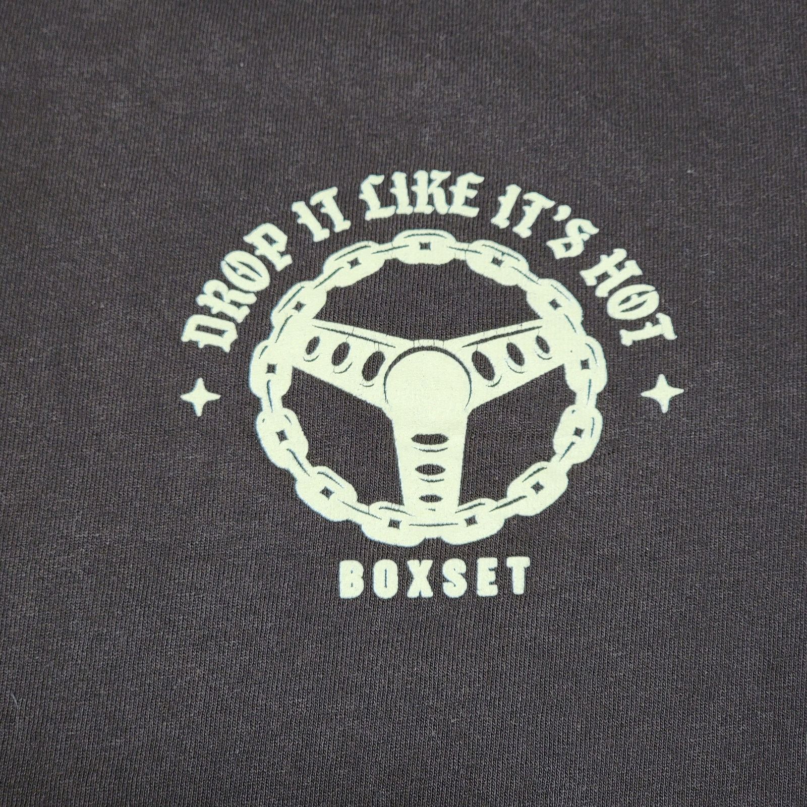 Other BoxSet Unisex Tee "Drop It Like It's Hot" - Size Medium Size US M / EU 48-50 / 2 - 5 Thumbnail