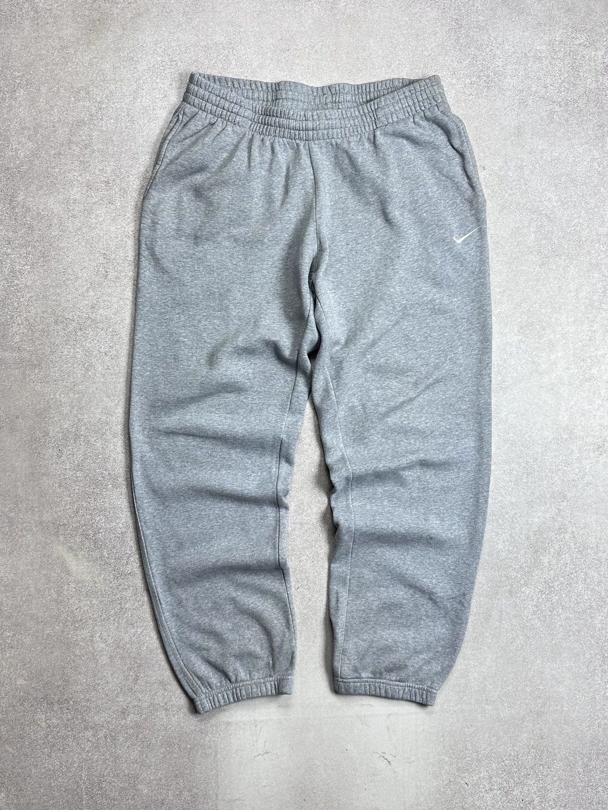 Nike Vintage Nike Swoosh Baggy Y2K Sweatpants Track Pants XL Rare Size US 36 / EU 52 - 1 Thumbnail