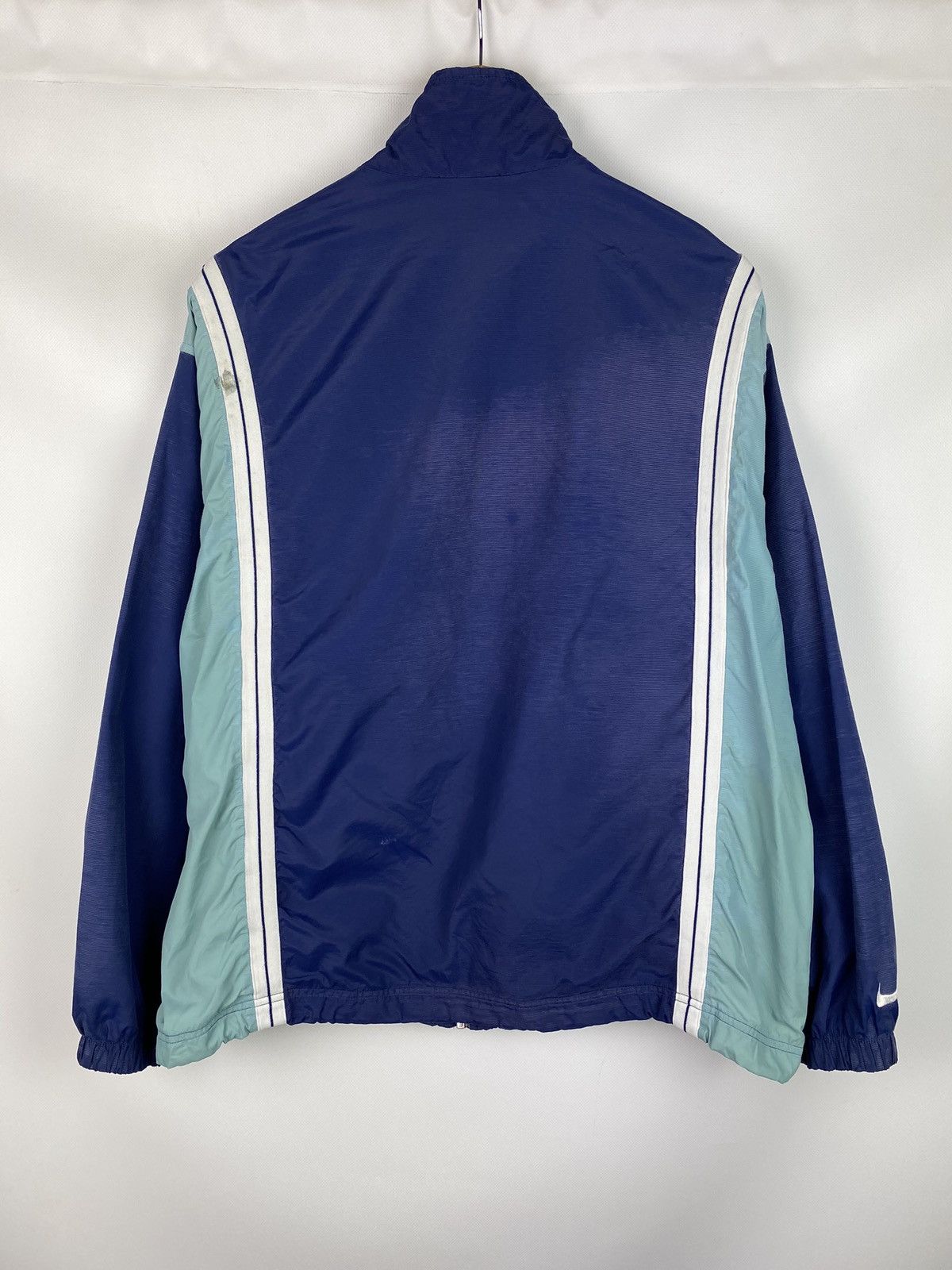 Nike VTG Nike Court men’s nylon windbreaker jacket size L Size US L / EU 52-54 / 3 - 17 Thumbnail