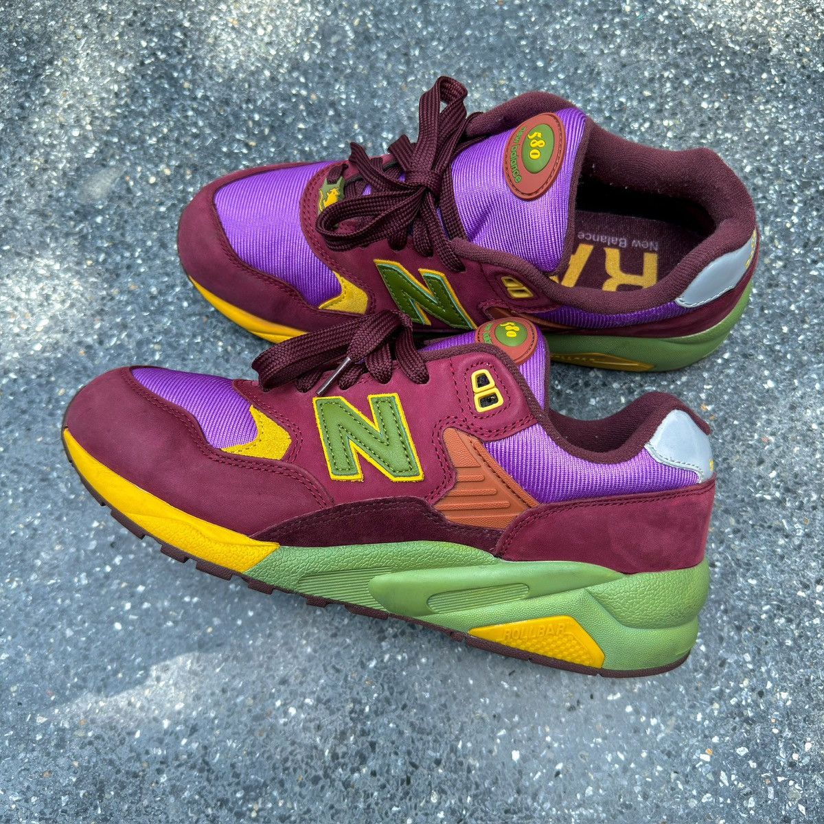New Balance × Stray Rats New Balance 580 x Stray Rats Maroon Purple Size US 9 / EU 42 - 1 Thumbnail