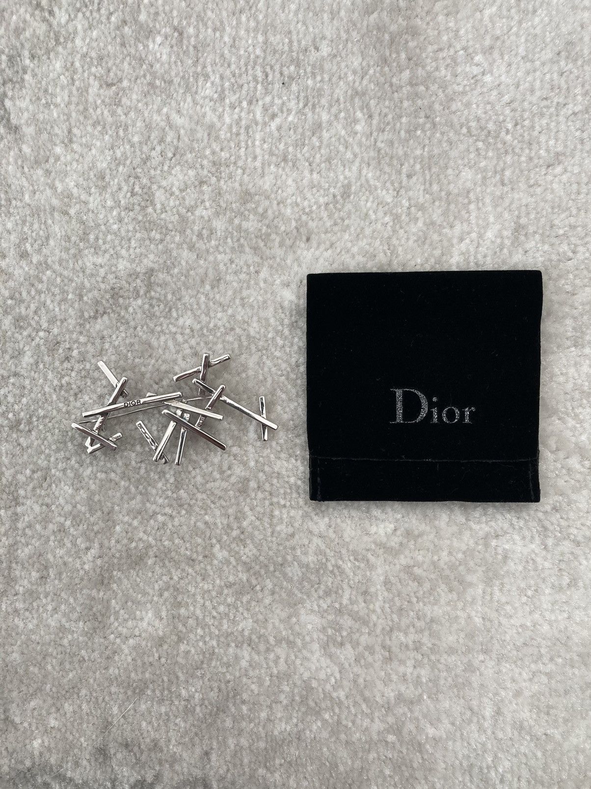 Dior × Hedi Slimane A/W 2003 “Luster” Abstract Pin Brooch Size ONE SIZE - 6 Thumbnail