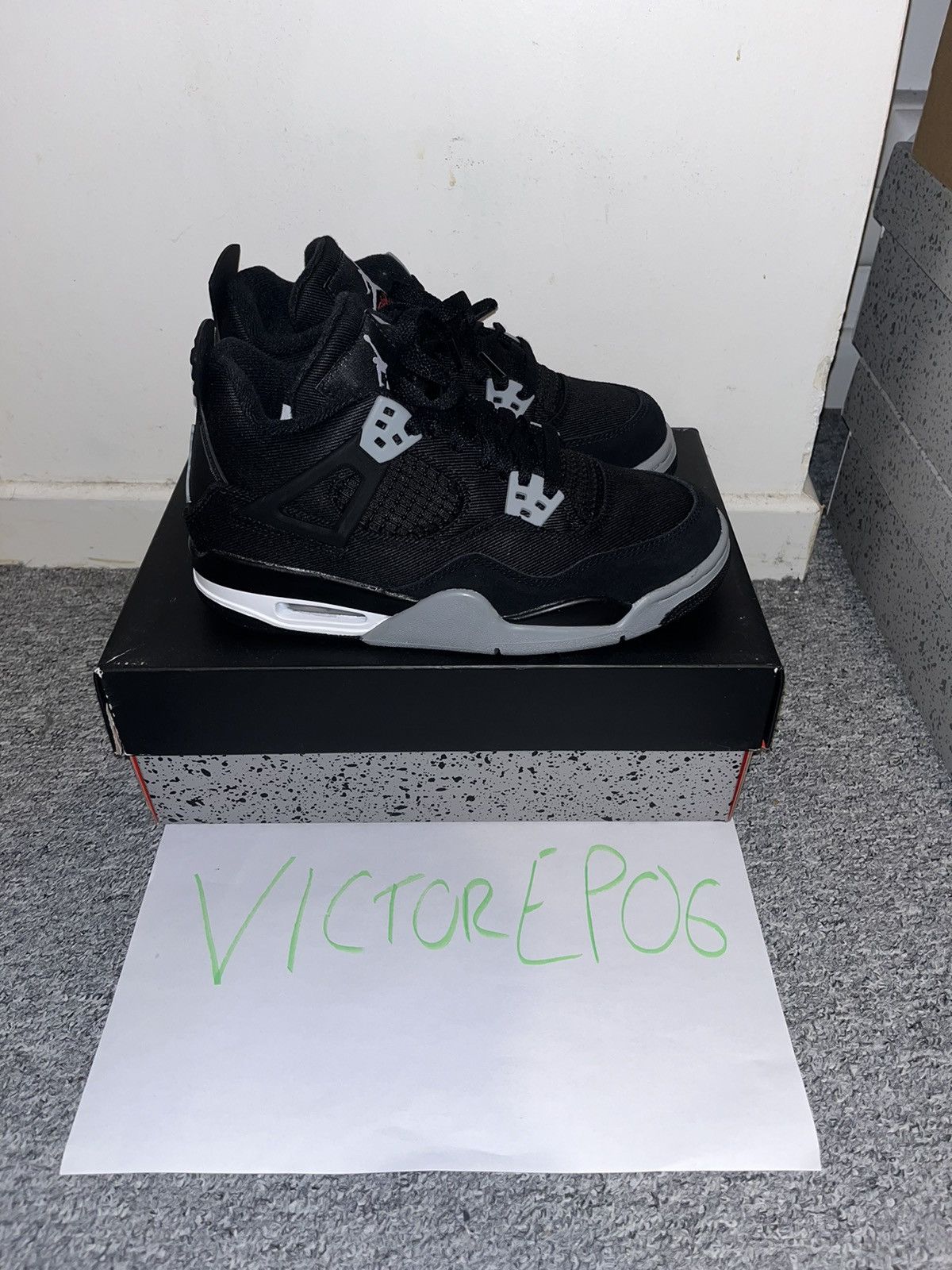 Jordan Brand Jordan 4 Black Canvas - US 5Y Size US 5 / IT 35 - 1 Thumbnail