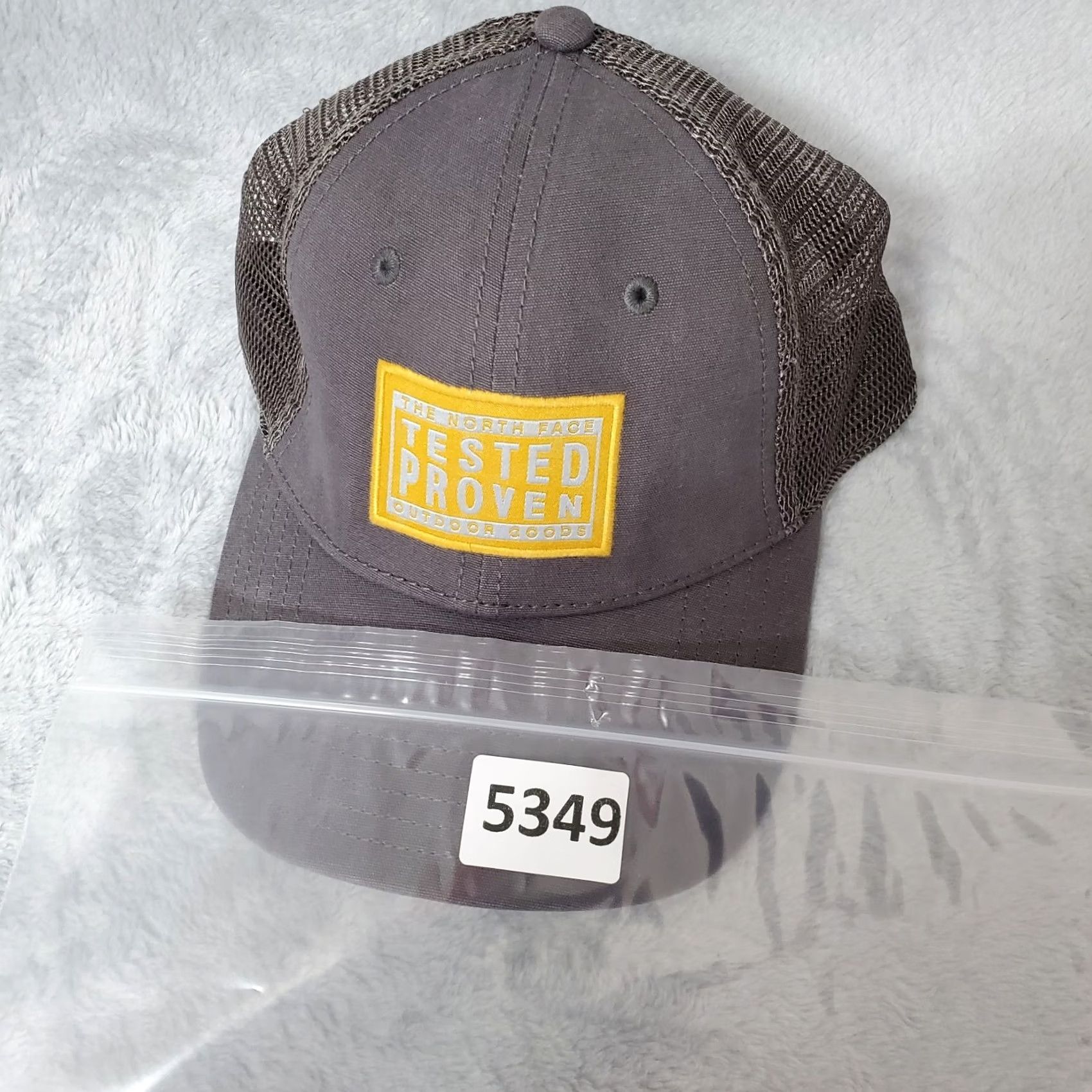 The North Face The North Face Gray Tested Proven Outdoor Goods Trucker Hat Cap One Size Men Size ONE SIZE - 7 Thumbnail