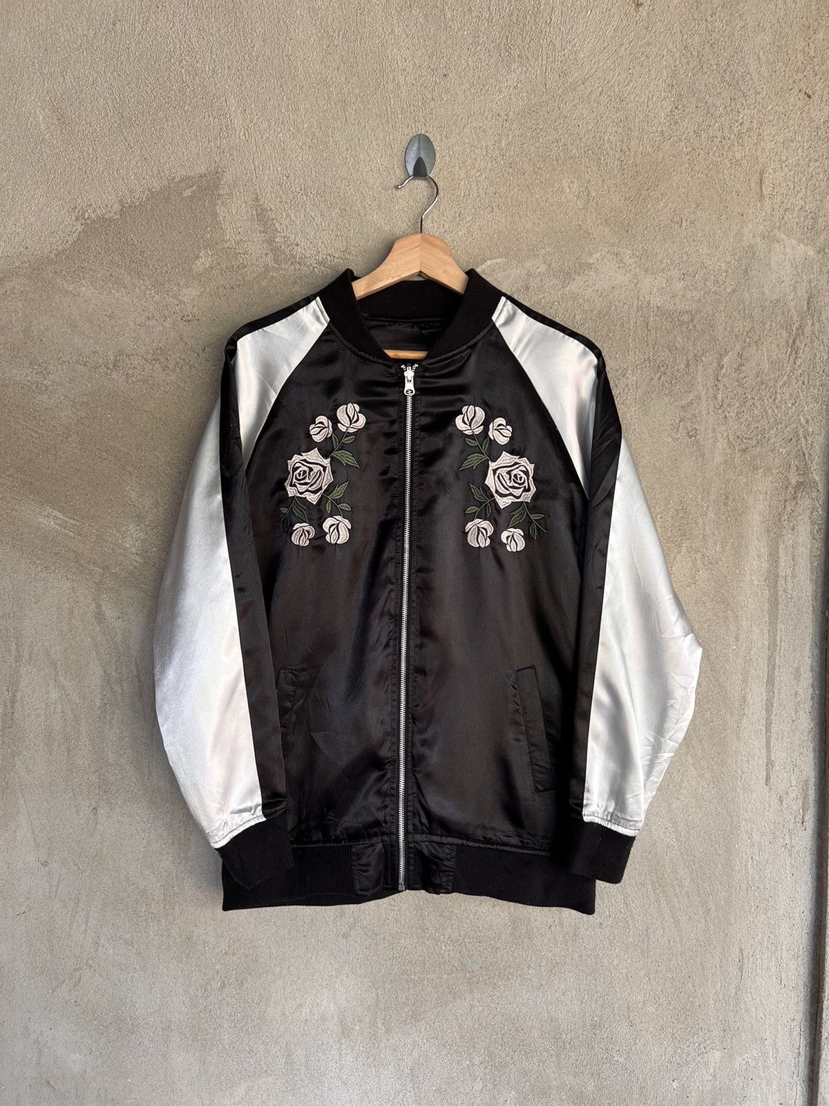 Japanese Brand Japanese Brand Leahmatin Embroidery Flower Jacket Size US M / EU 48-50 / 2 - 2 Thumbnail
