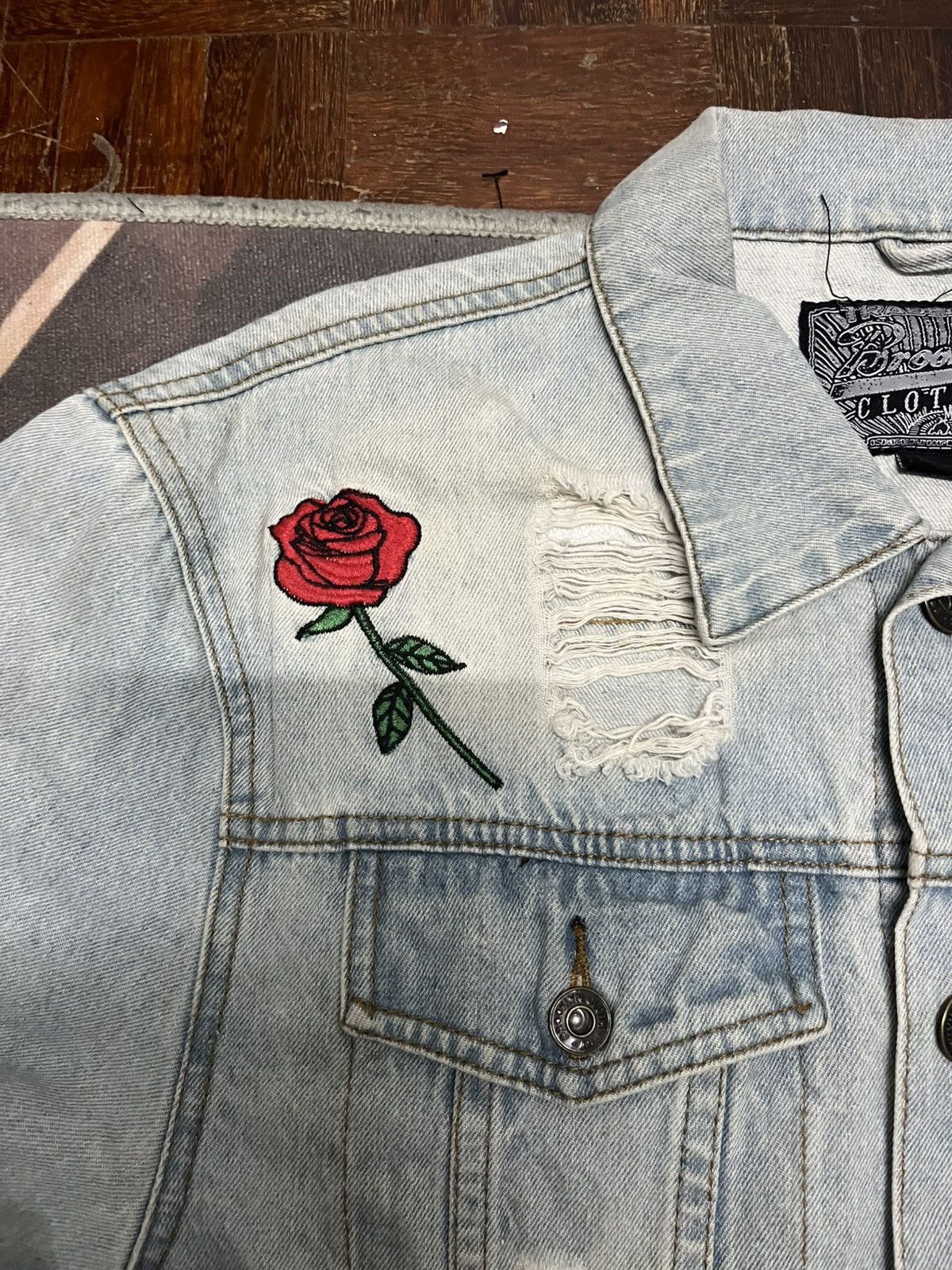Brooklyn Clothing 💥BRKLYN CLOTH Dragon And Roses Embroidery Distressed Trucker Size US XL / EU 56 / 4 - 9 Thumbnail
