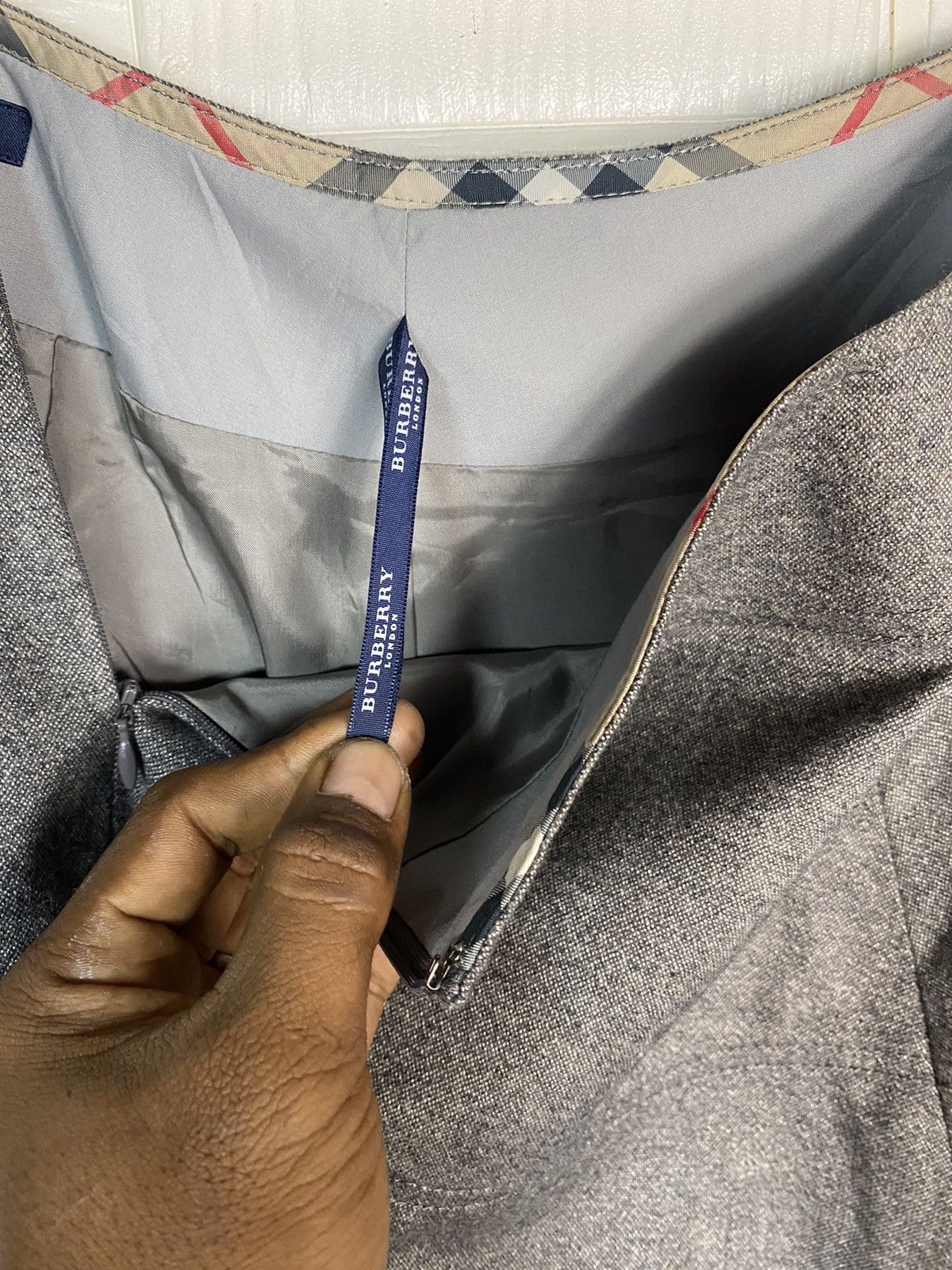 Burberry BURBERRY SKIRT Size 28" / US 6 / IT 42 - 8 Thumbnail