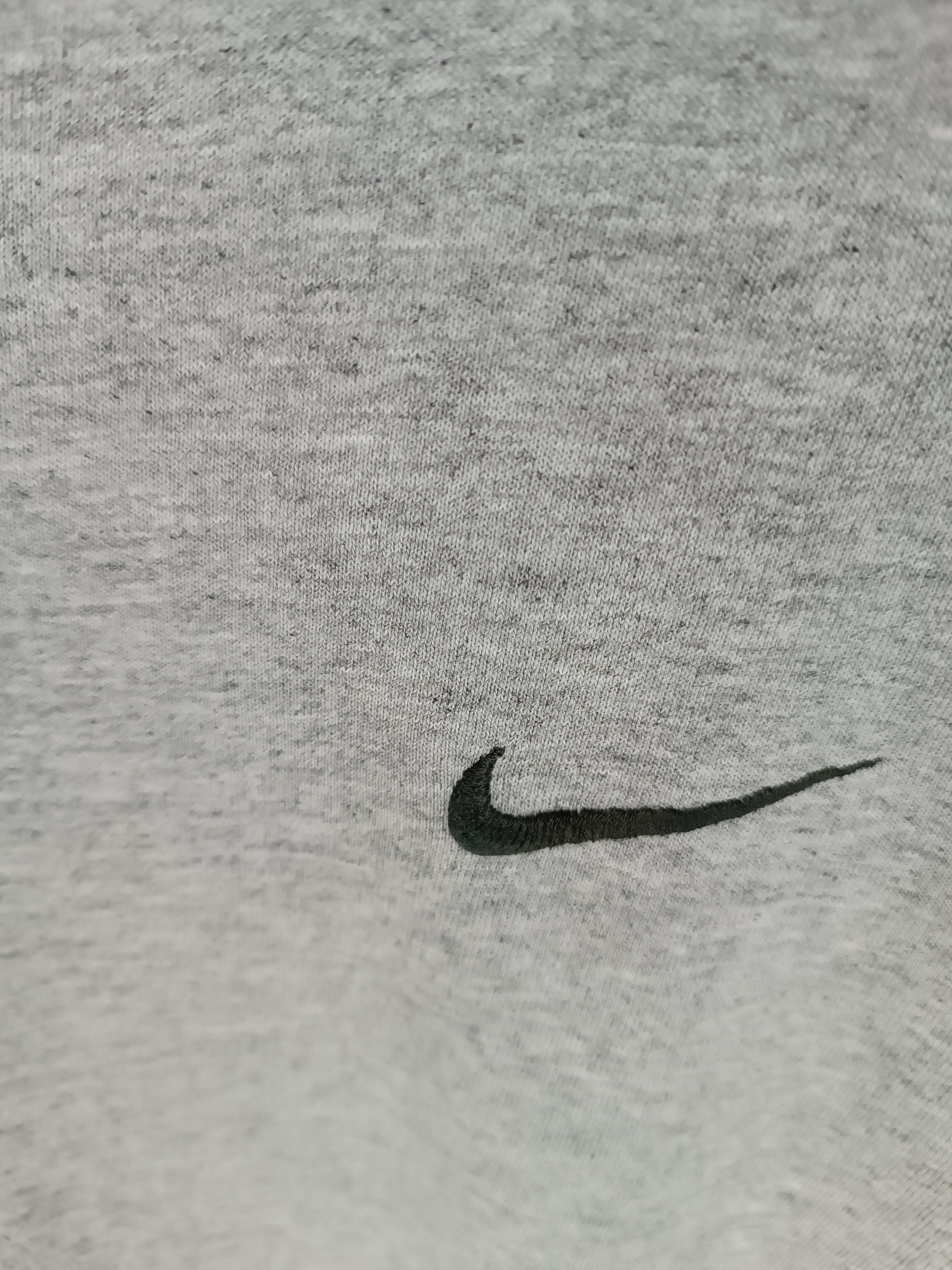 Nike VINTAGE 90'S NIKE MINI SWOSH DISTRESSED TEE VERY RARE Size US L / EU 52-54 / 3 - 8 Thumbnail