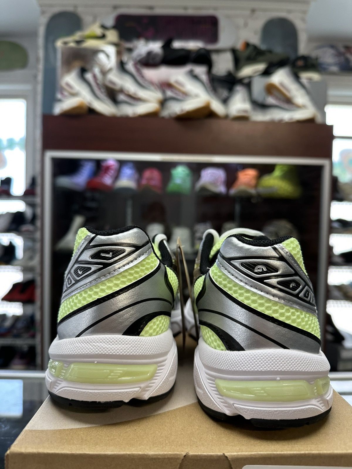 Asics Asics Gel-1130 ‘Pale Green’ Size US 8 / EU 41 - 4 Thumbnail