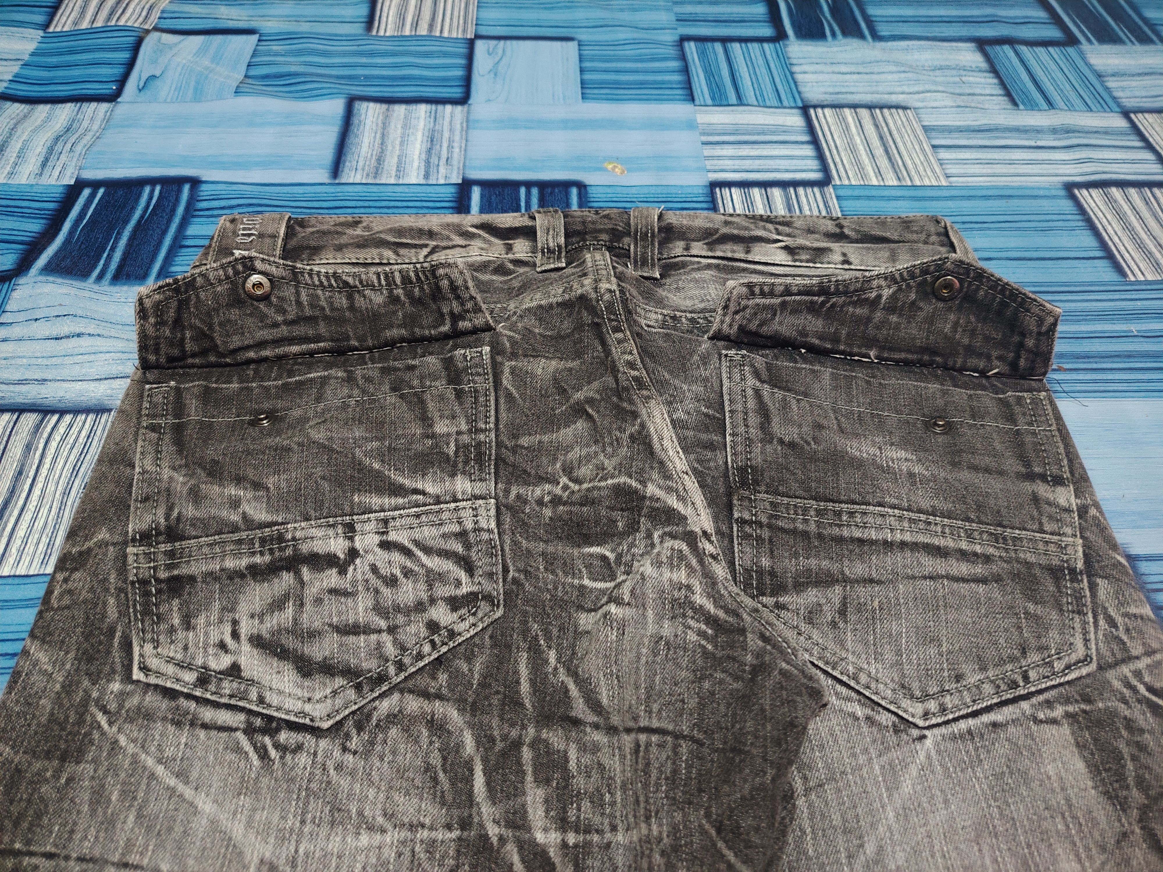Le Grande Bleu (L.G.B.) Japanese Wild Life Skull Bones Whiskered Flared Jeans Size US 32 / EU 48 - 13 Thumbnail