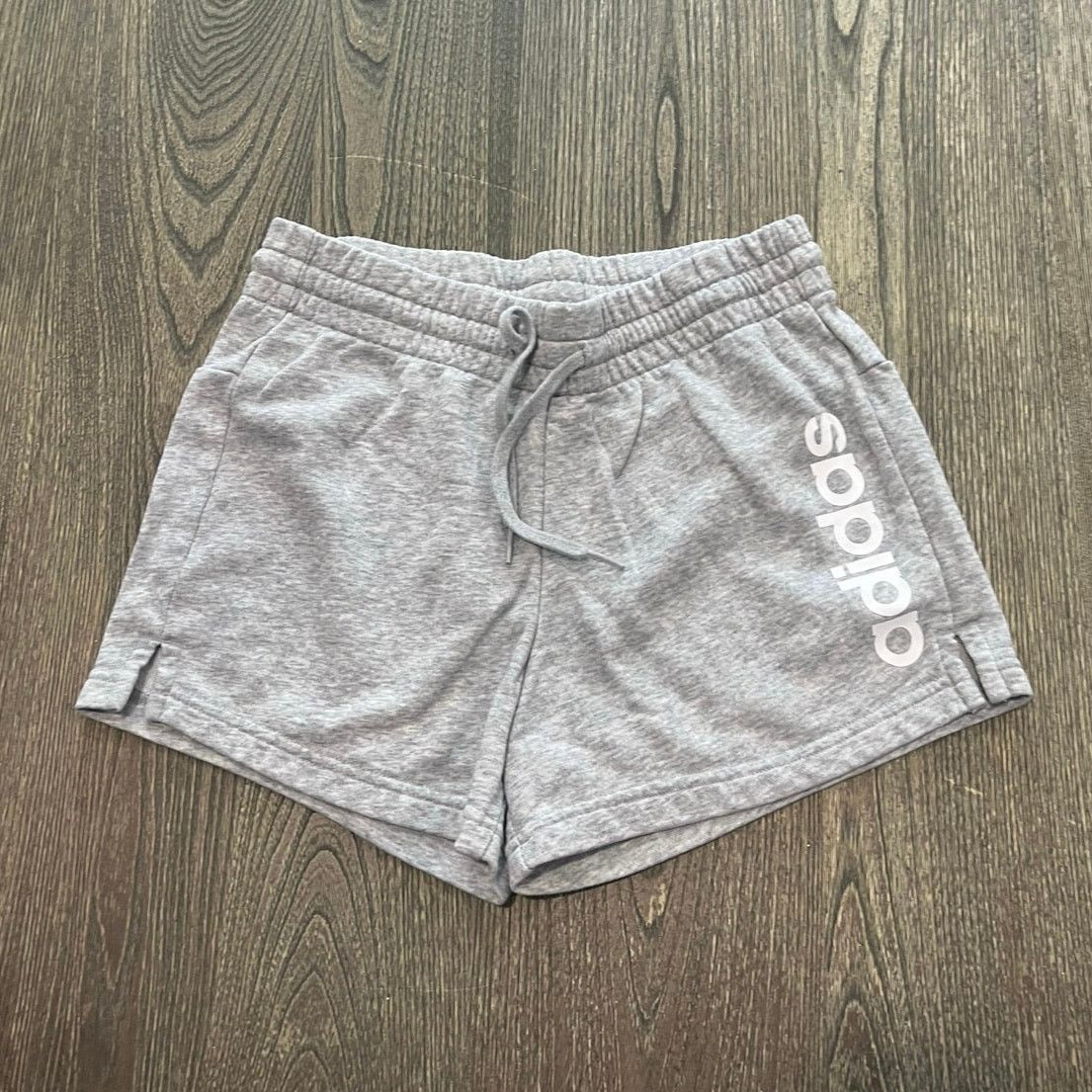 Adidas Adidas Girls Athletic Shorts Elastic Waist Gray Size S 8-10 Size 30" / US 8 / IT 44 - 1 Thumbnail