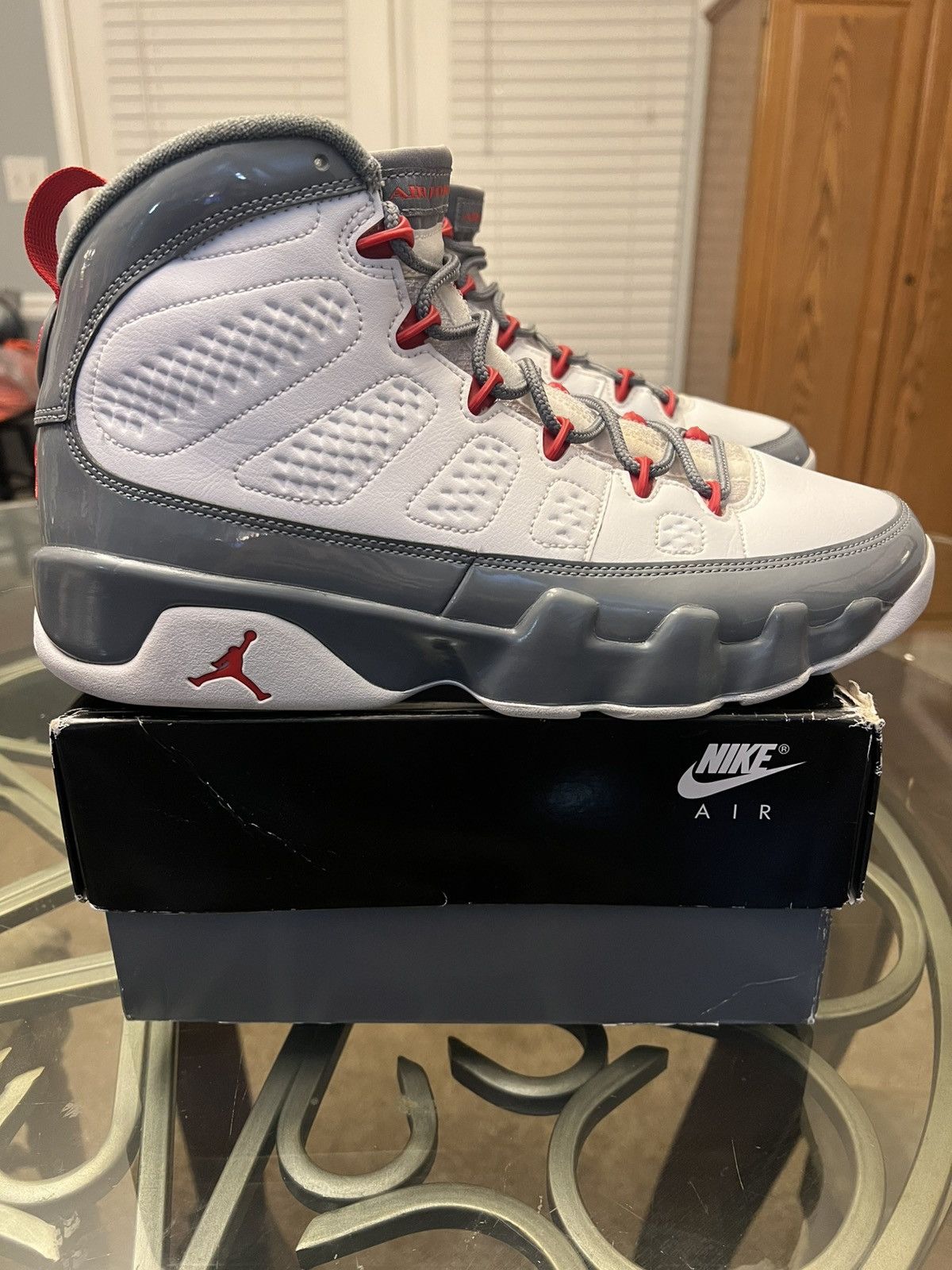 Jordan Brand Jordan 9 Retro Fire Red 2022 Size US 10 / EU 43 - 4 Thumbnail