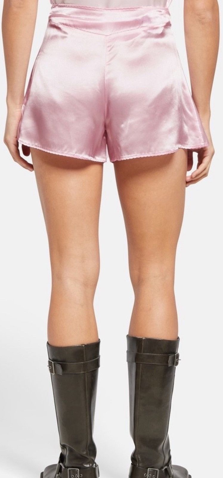 Miu Miu Brand new Miu Miu shorts Size 42" / US 20 - 4 Thumbnail