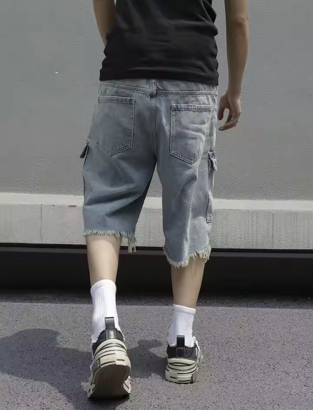 Denime × Jean Loose Casual Elastic Waist Large Pocket Cargo Jeans Shorts Size US 34 / EU 50 - 2 Thumbnail