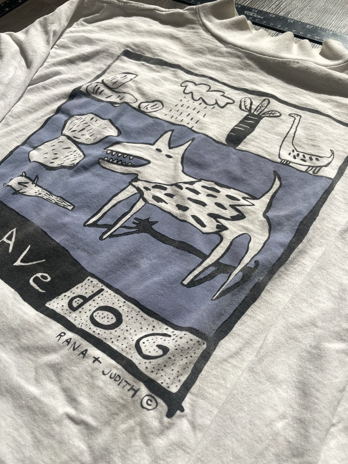 Vintage Vintage 90 ’s Cave Dog “Art Print” Graphic T-Shirt (Sz. XL) Size US XL / EU 56 / 4 - 2 Thumbnail