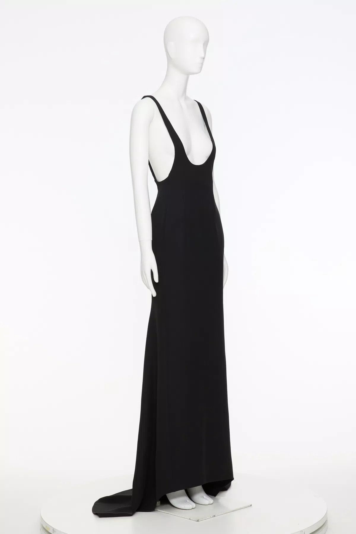 Valentino o1s1wg110625 U-Neck Sleeveless Long Dress in Black Size XS / US 0-2 / IT 36-38 - 2 Thumbnail