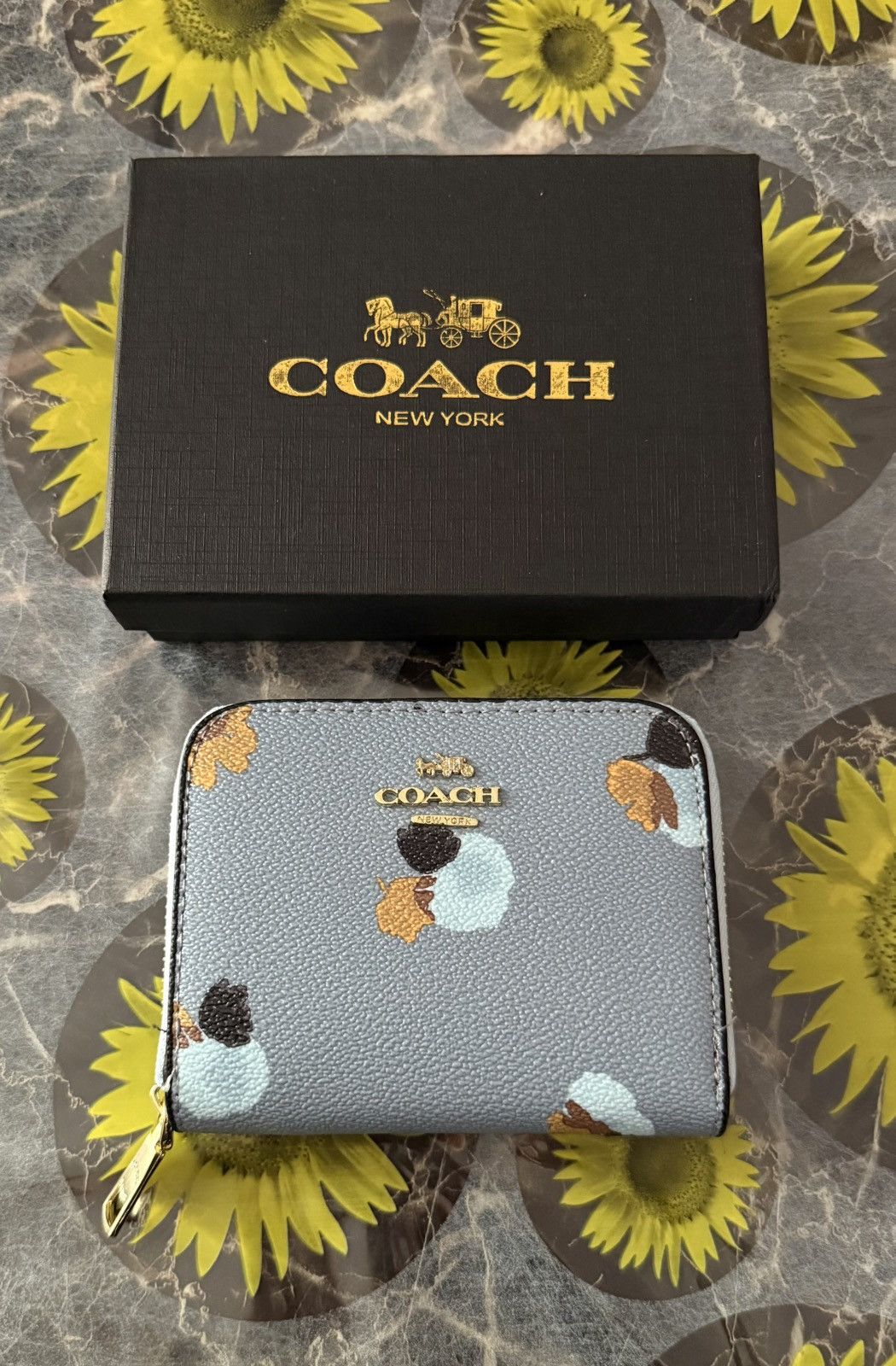 Coach Coach Blue Floral Print Small Zip Wallet with Box Size ONE SIZE - 1 Thumbnail