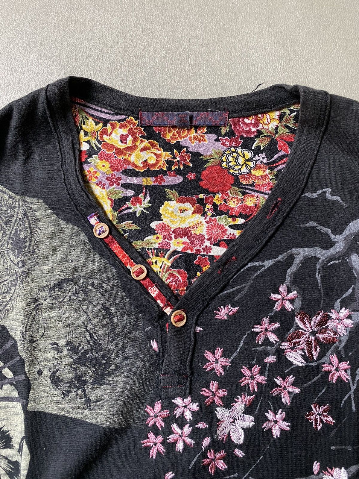 Japanese Brand Vintage Karakuri Sukajan Longsleeve Size US L / EU 52-54 / 3 - 5 Thumbnail