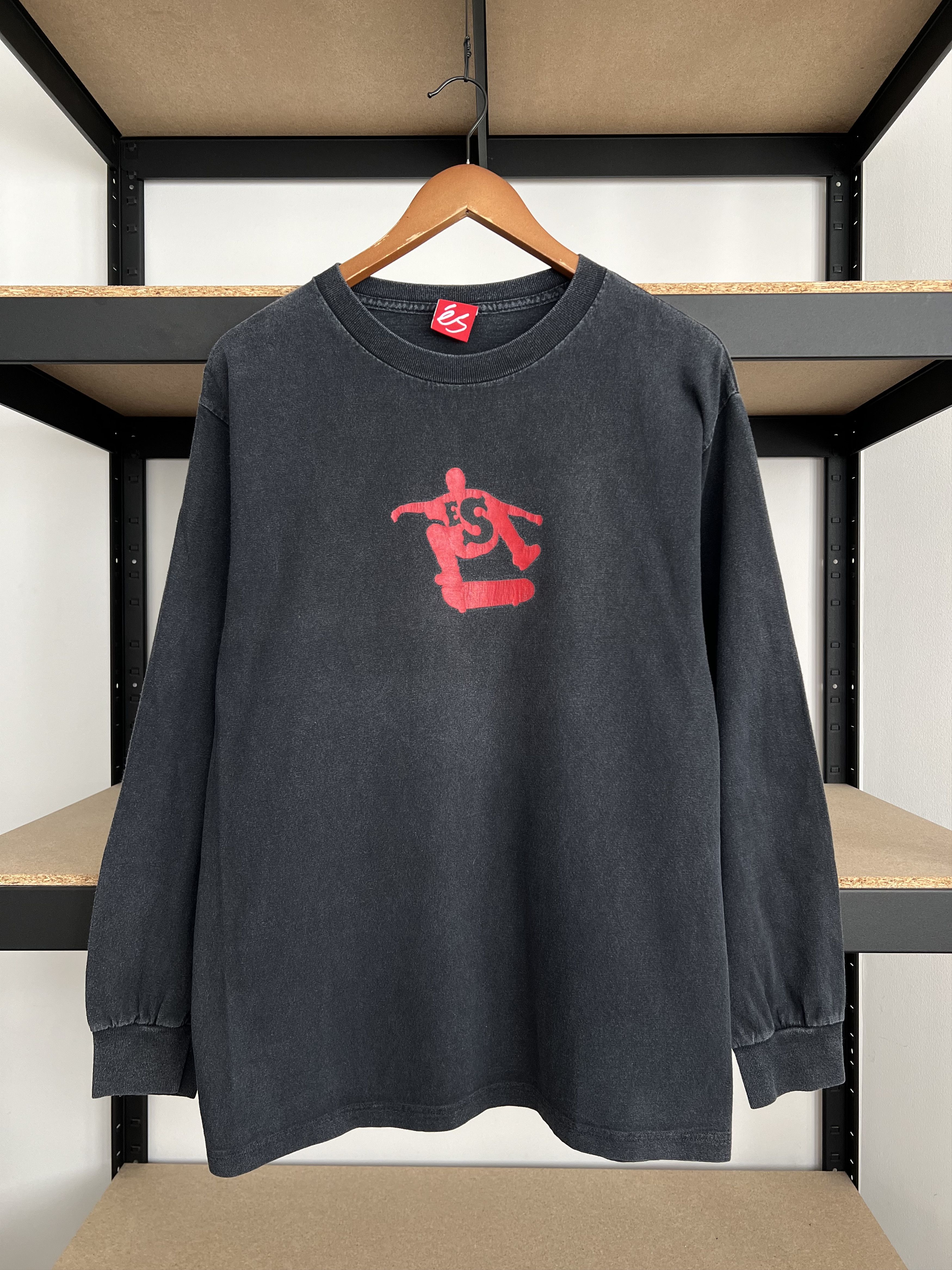eS Vintage Es Skateboards PJ Ladd Black Long Sleeve T-shirt Size US M / EU 48-50 / 2 - 1 Thumbnail