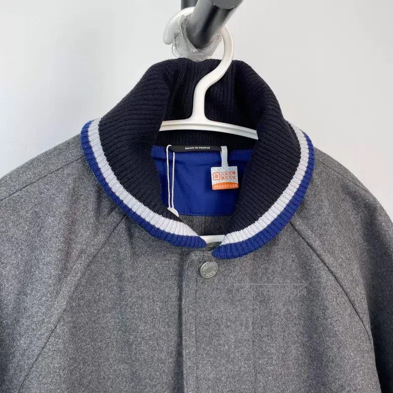 Hermes Hermes Gray and blue color block cashmere show round neck Size US M / EU 48-50 / 2 - 2 Thumbnail